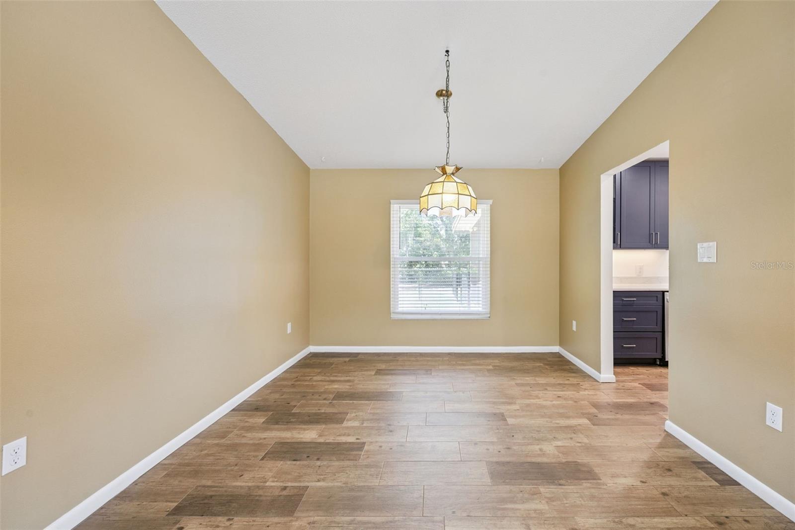 80 Whitcomb Ave Property Photo 28