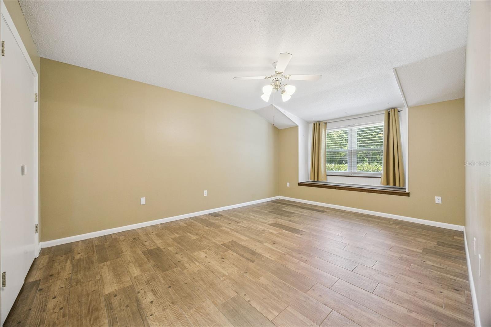 80 Whitcomb Ave Property Photo 32