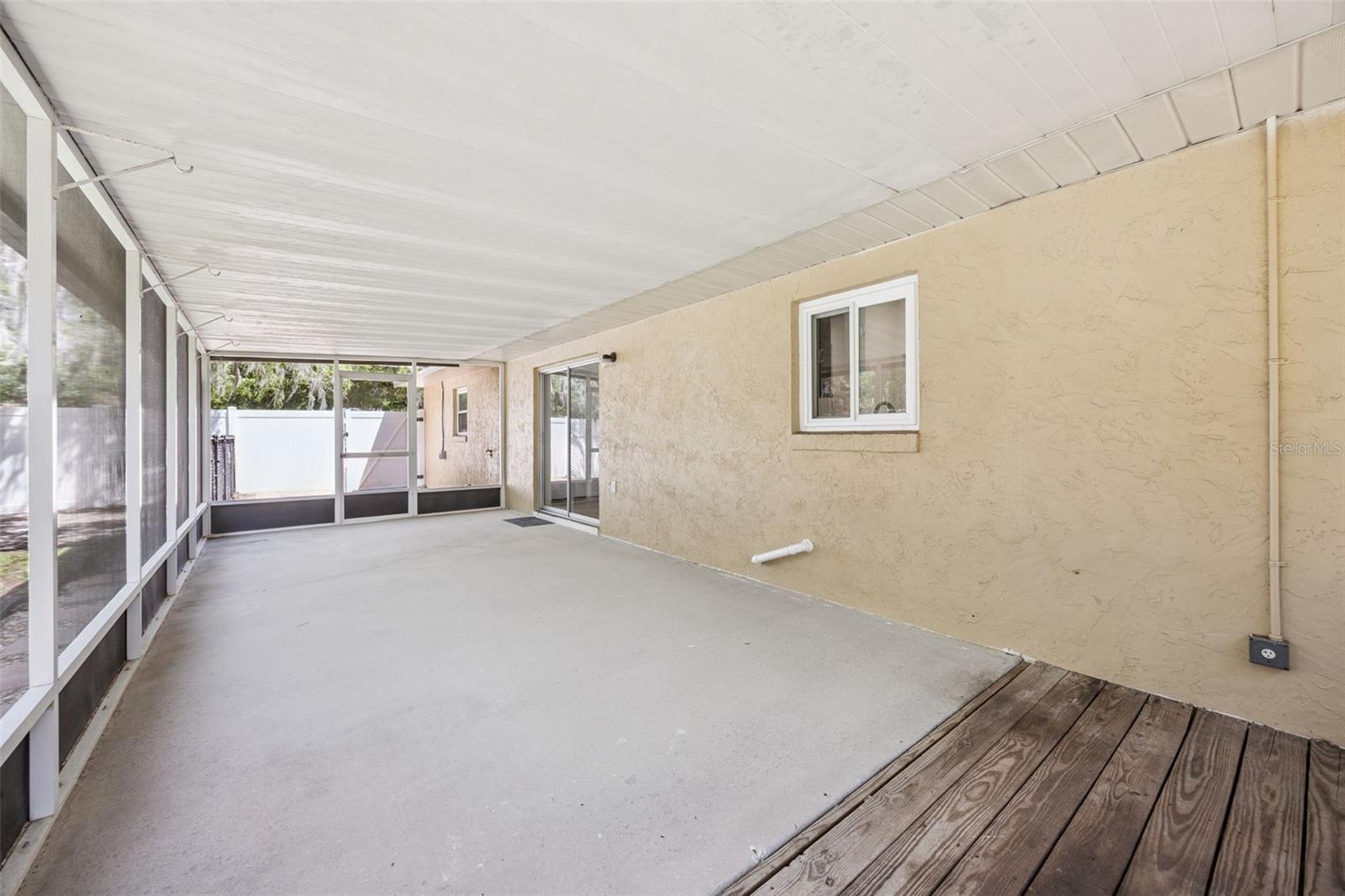80 Whitcomb Ave Property Photo 37