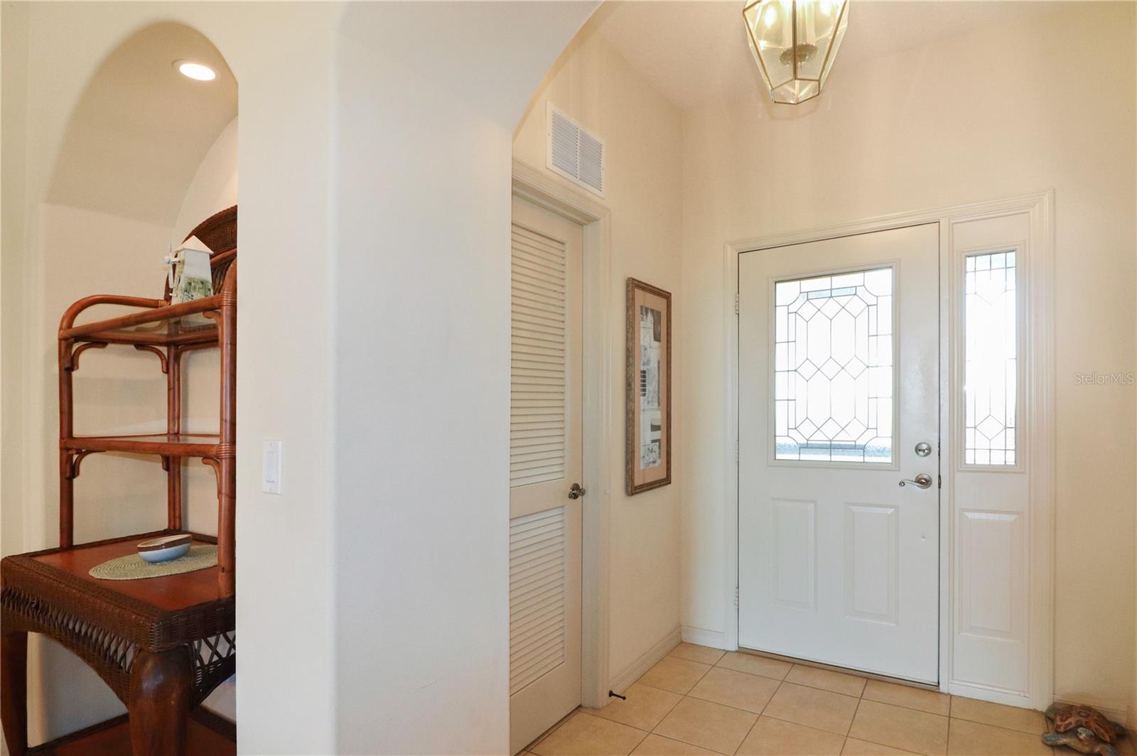20846 Queen Alexandra Dr Property Photo 3