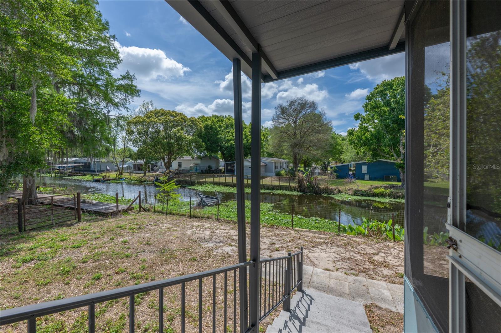 17320 Palm Dr Property Photo 6