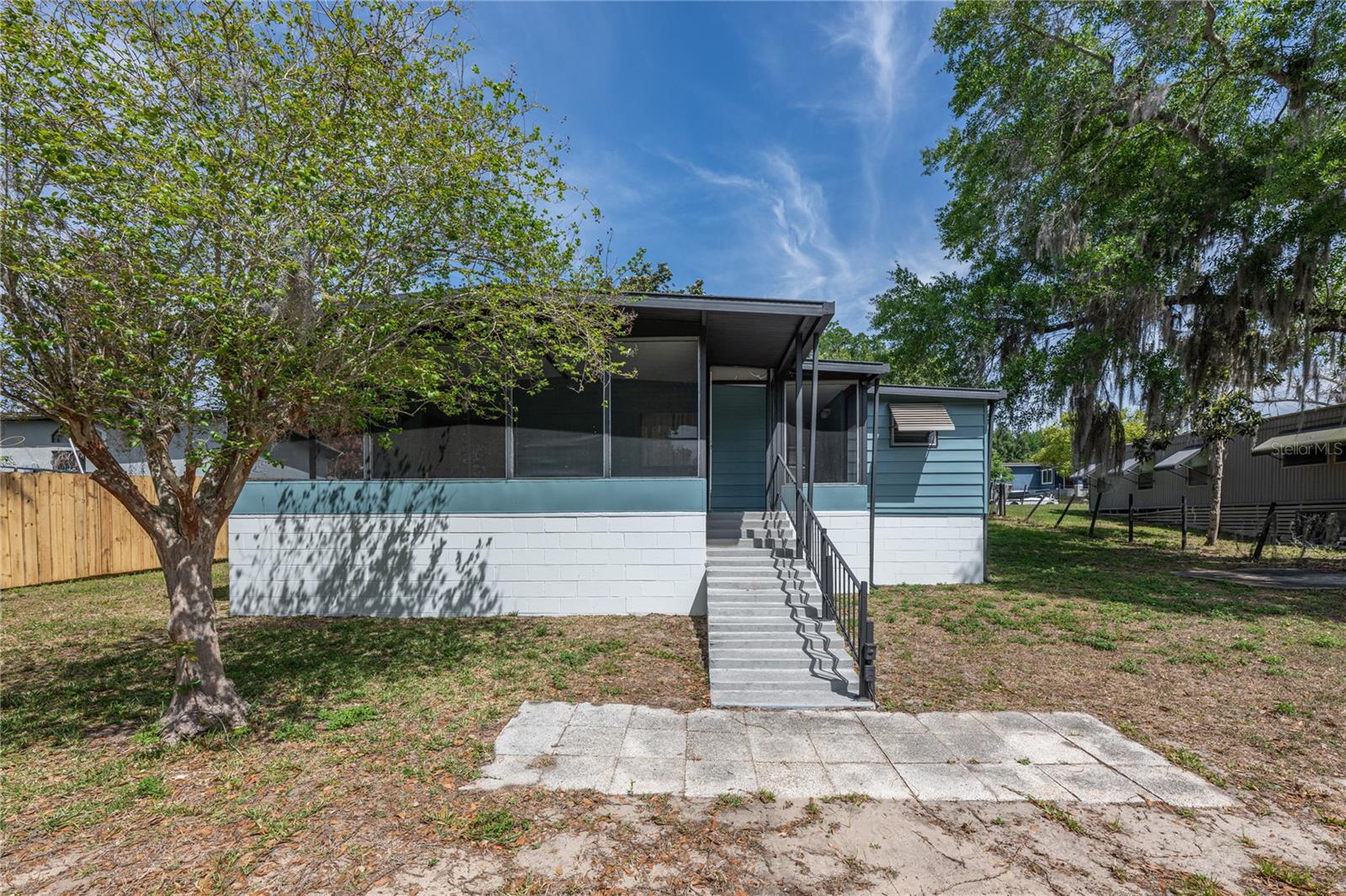 17320 Palm Dr Property Photo 8