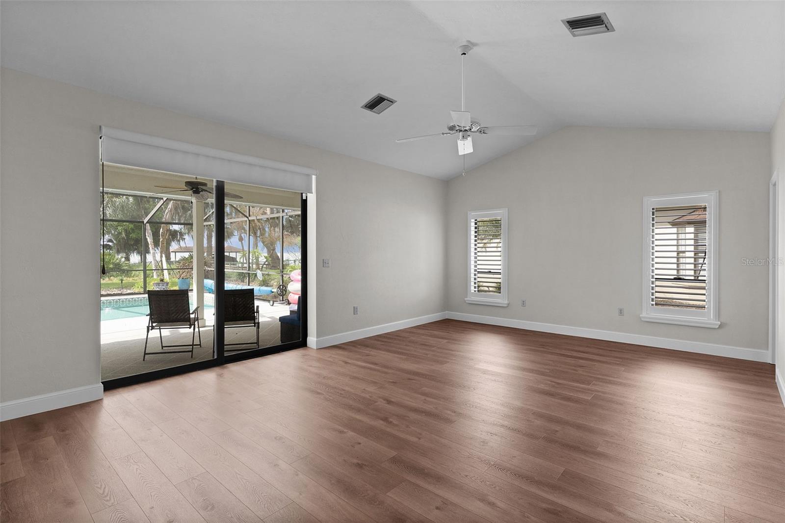 60 Sand Lake Pl Property Photo 33