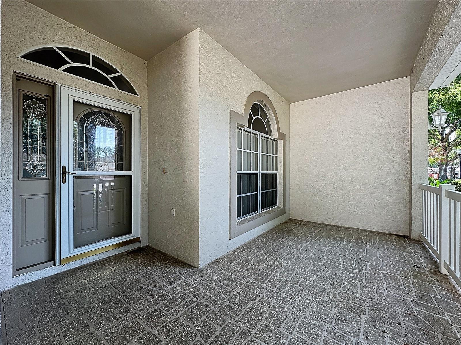 2308 Twickingham Ct Property Photo 4