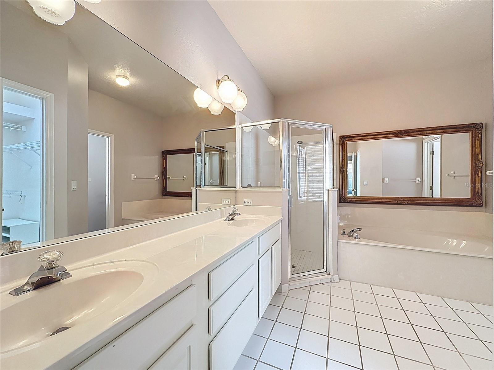 2308 Twickingham Ct Property Photo 21
