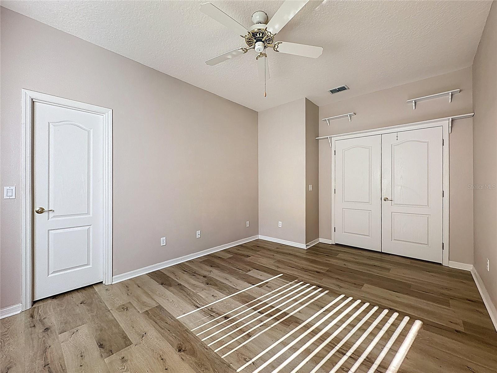 2308 Twickingham Ct Property Photo 29