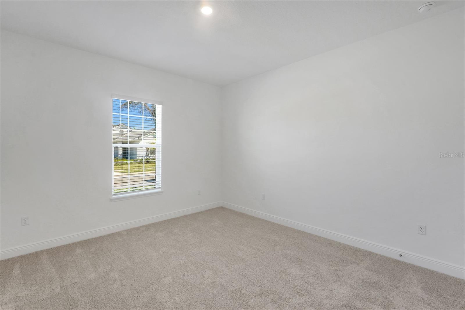 14371 Crest Palm Ave Property Photo 7