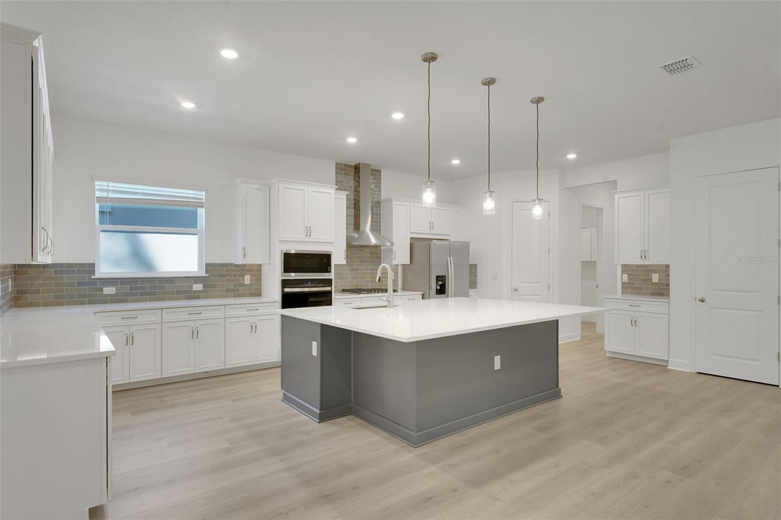 14371 Crest Palm Ave Property Photo 17