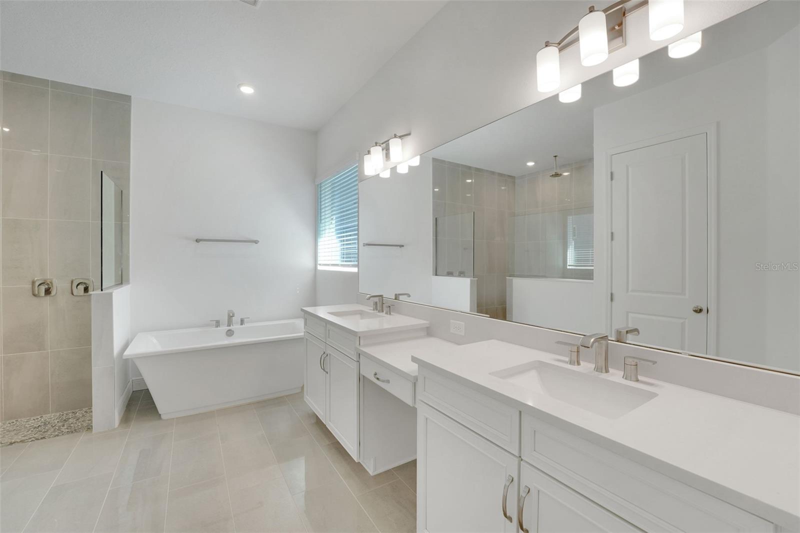 14371 Crest Palm Ave Property Photo 32