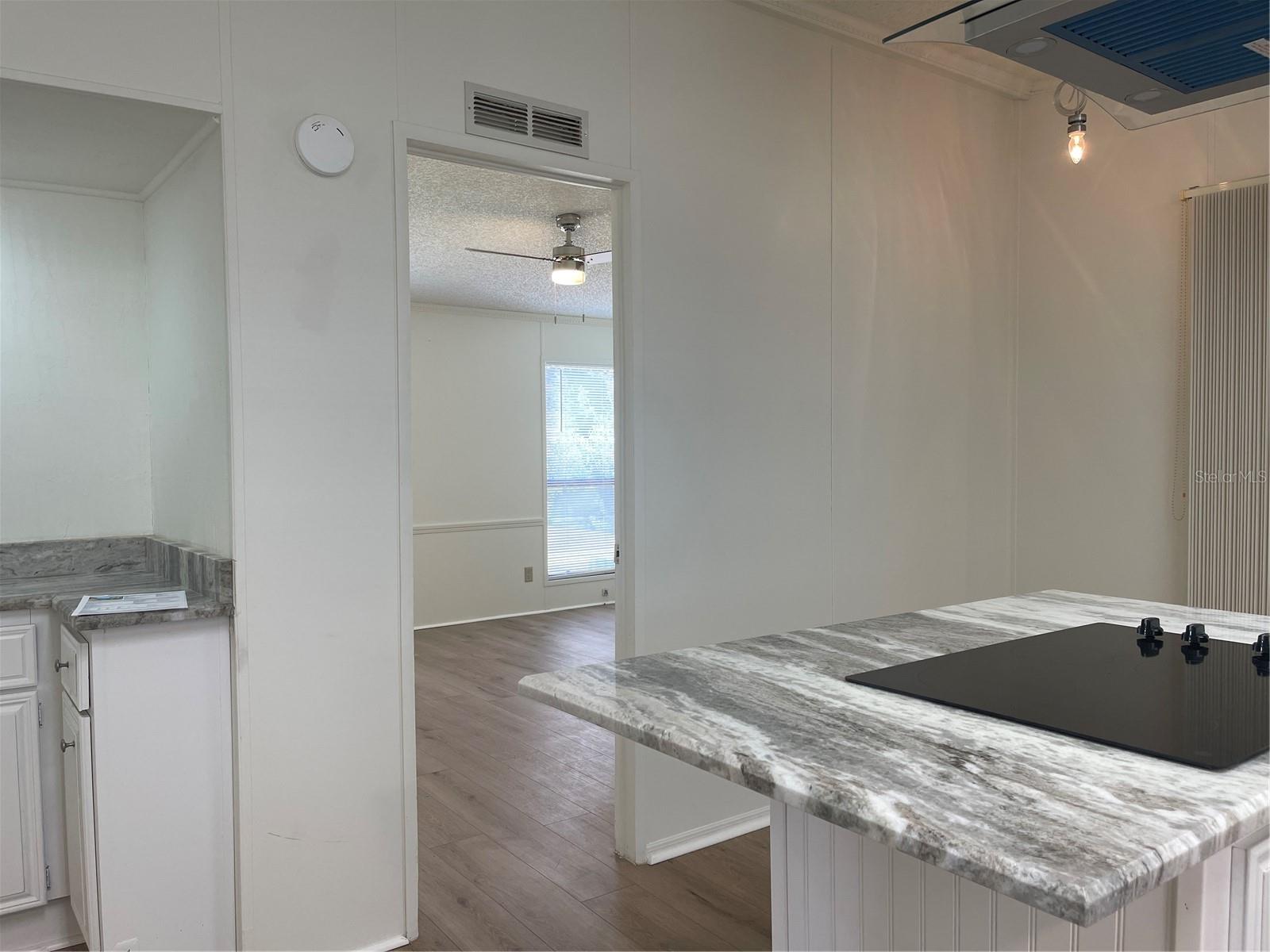 603 Robin Lane Property Photo 15