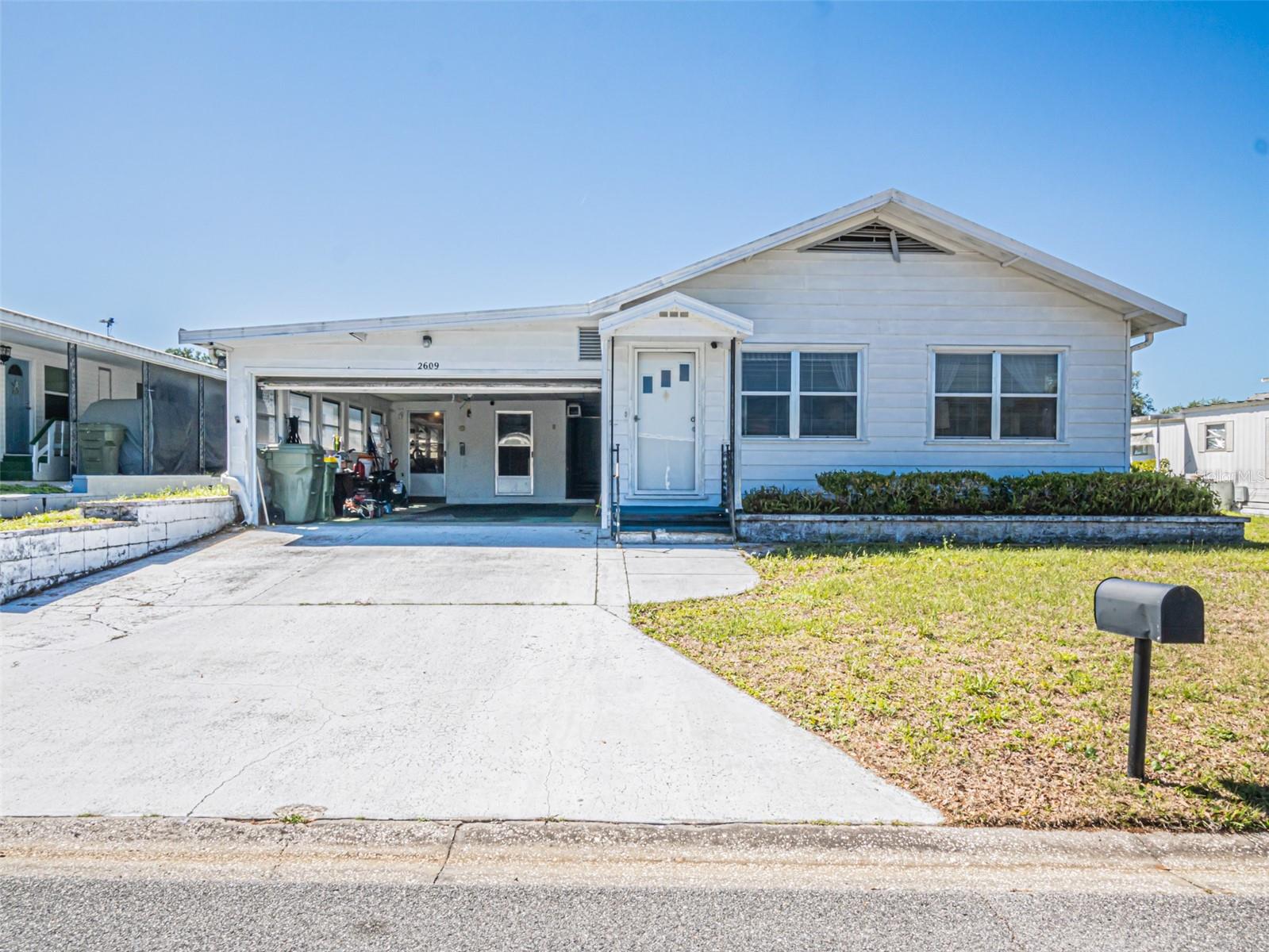 2609 Houston Pl Property Photo 4