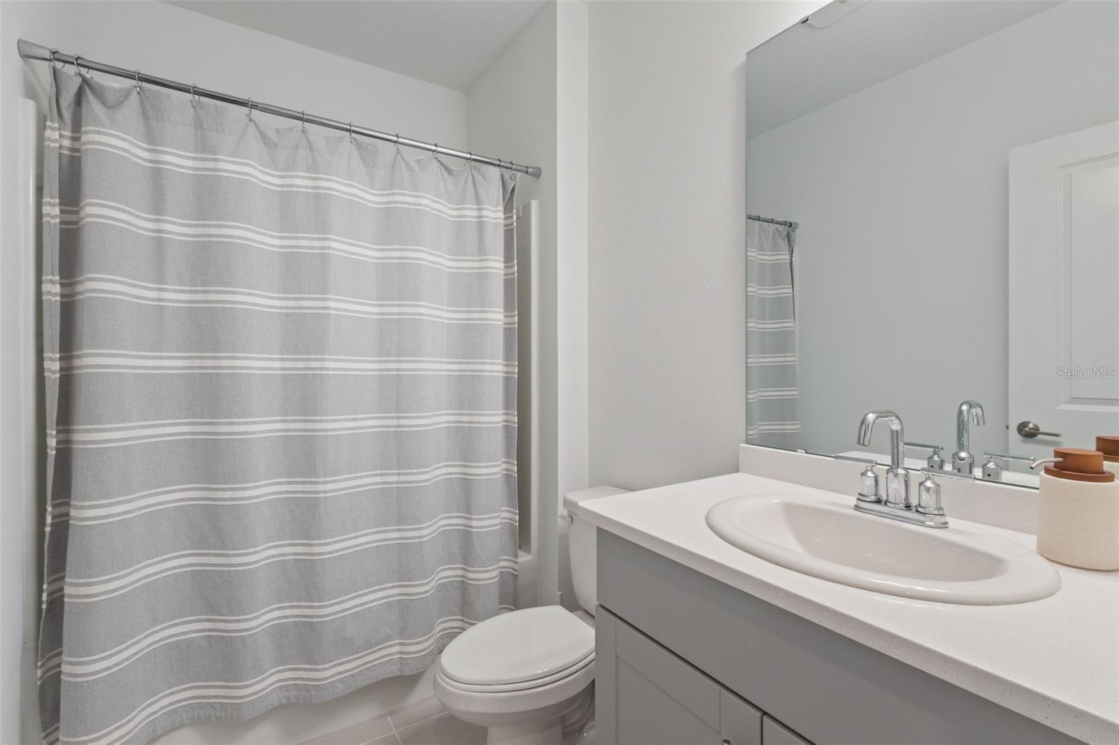 1099 Calico Pointe Cir Property Photo 27