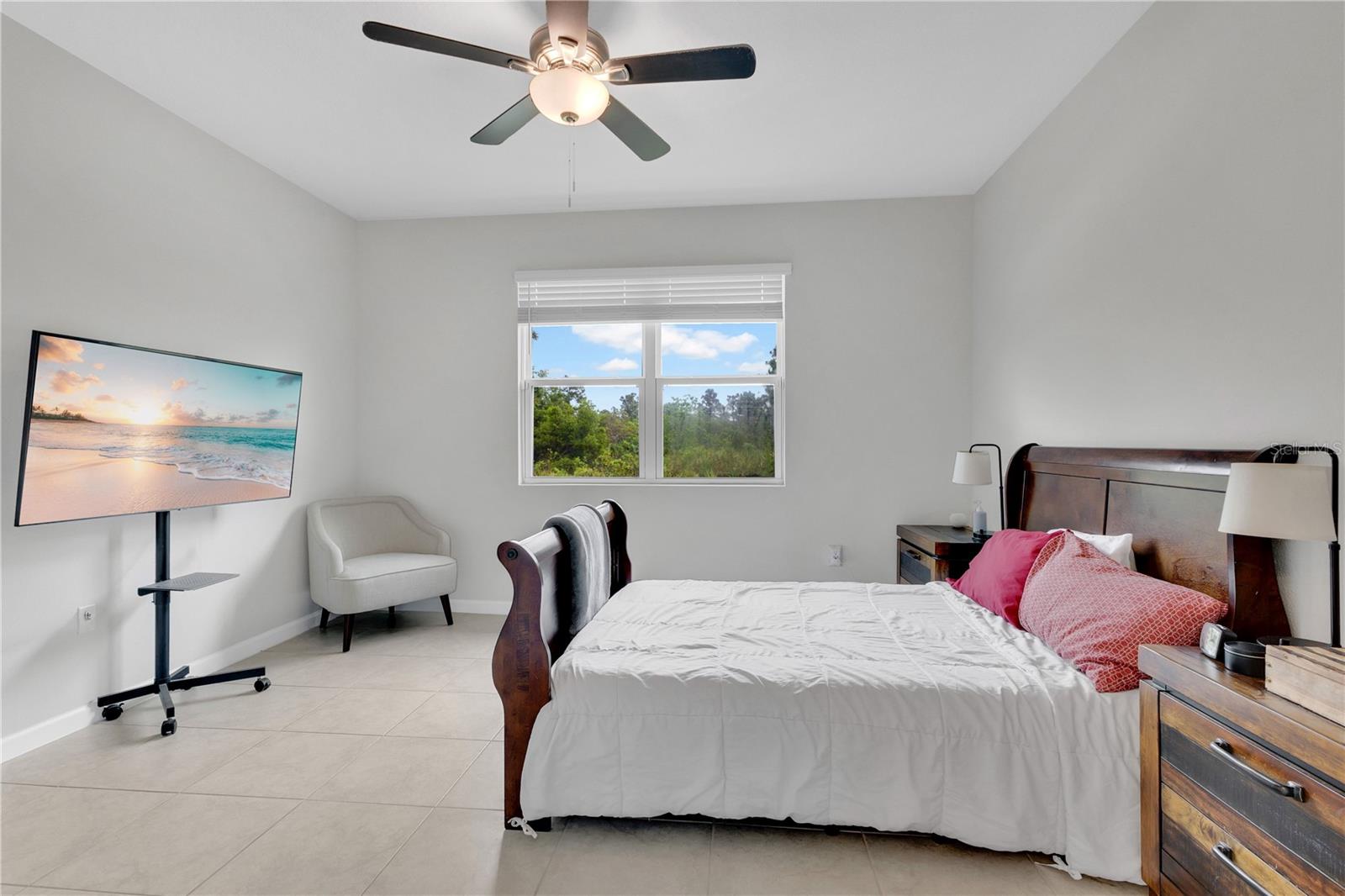 4334 Southern Vista Loop Property Photo 10