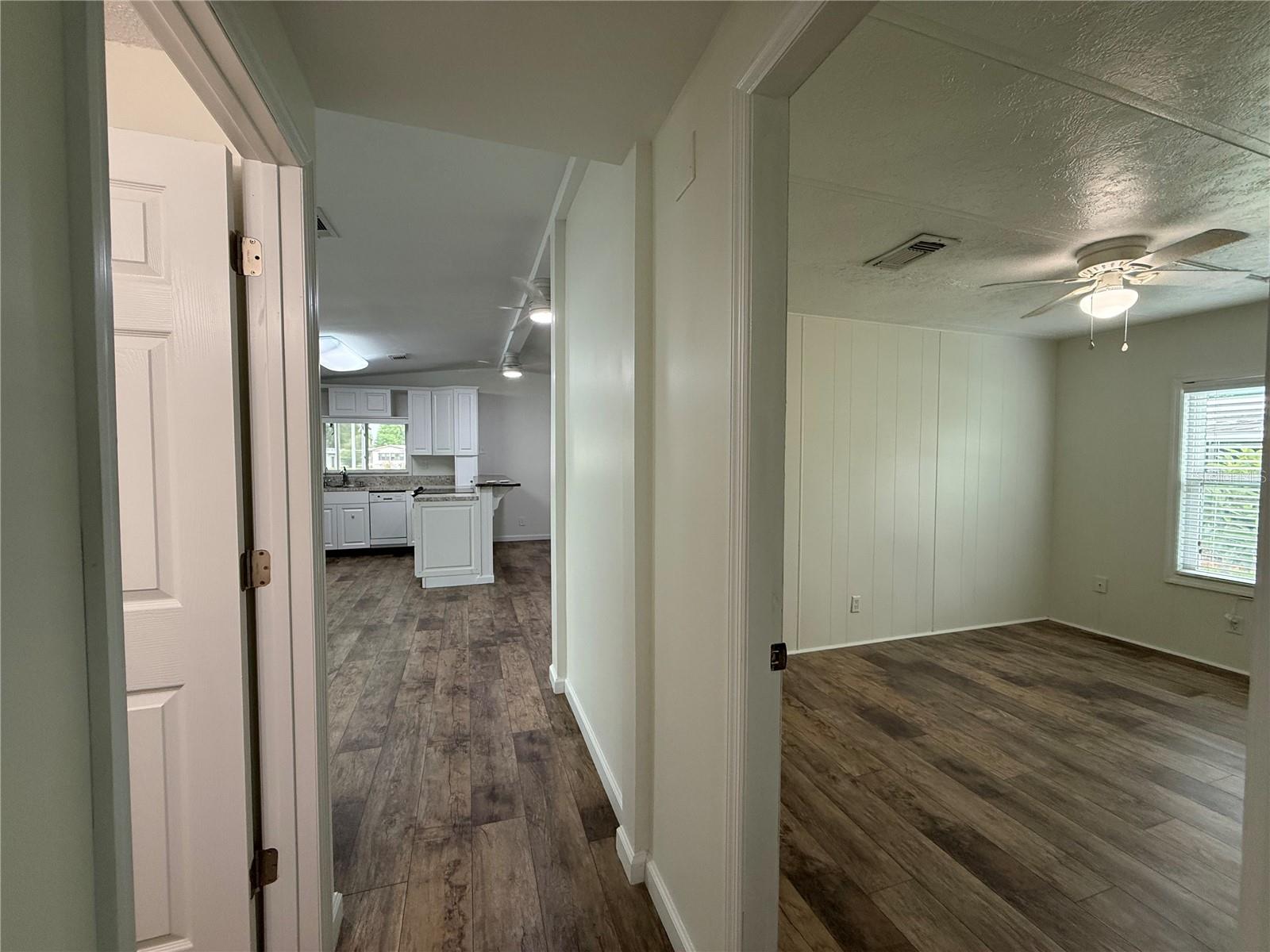 8 Robin Rd Property Photo 17