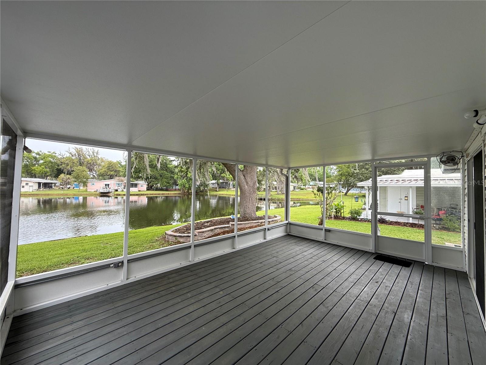 8 Robin Rd Property Photo 45