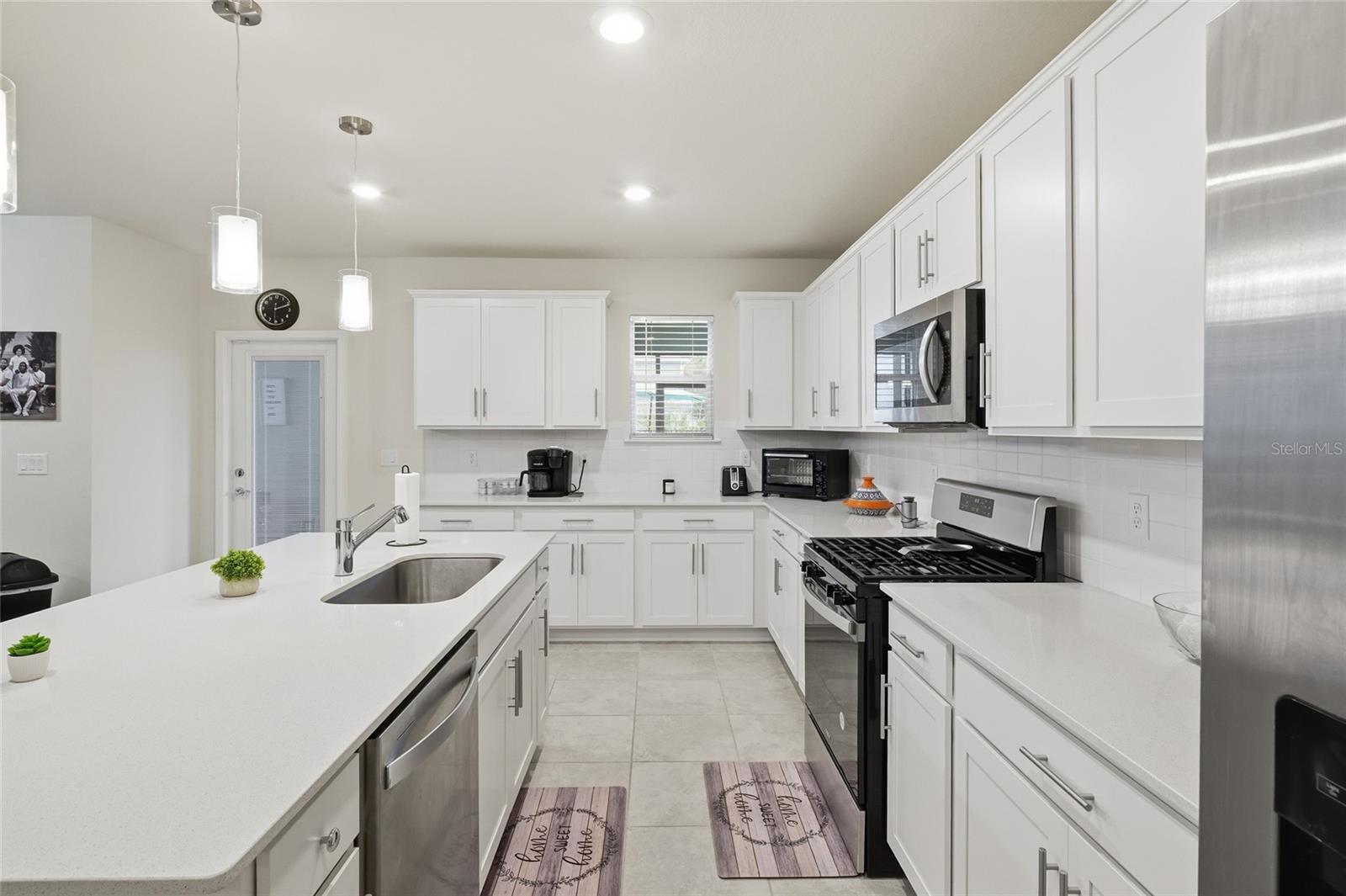 4071 Feather Tree Dr Property Photo 8