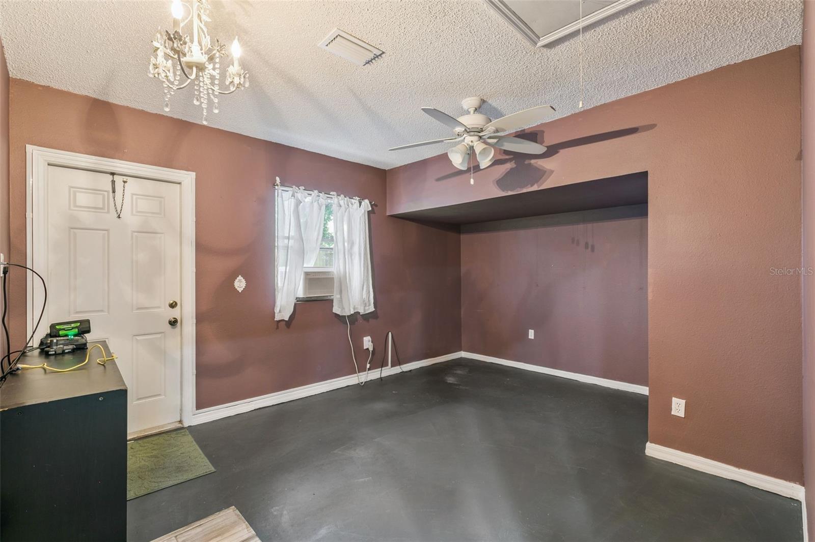 1711 Charleston Ln Property Photo 17