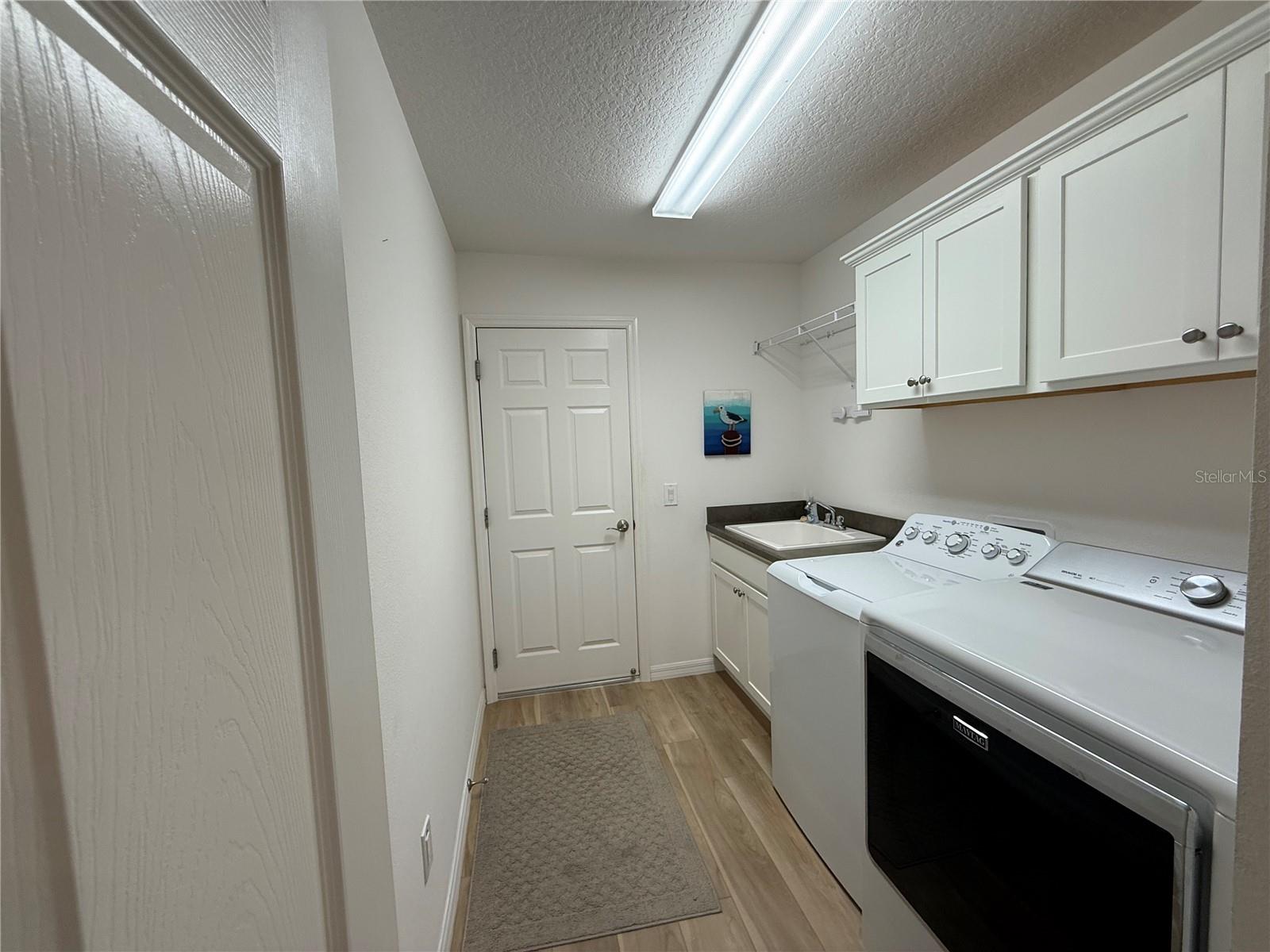 3135 Burns Dr Property Photo 27