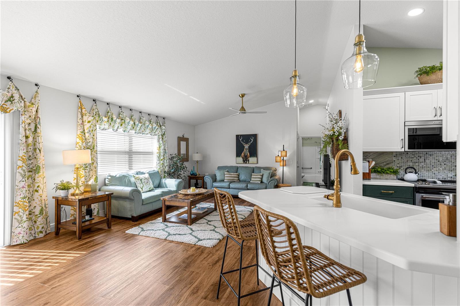 1004 Davit Pl Property Photo 11