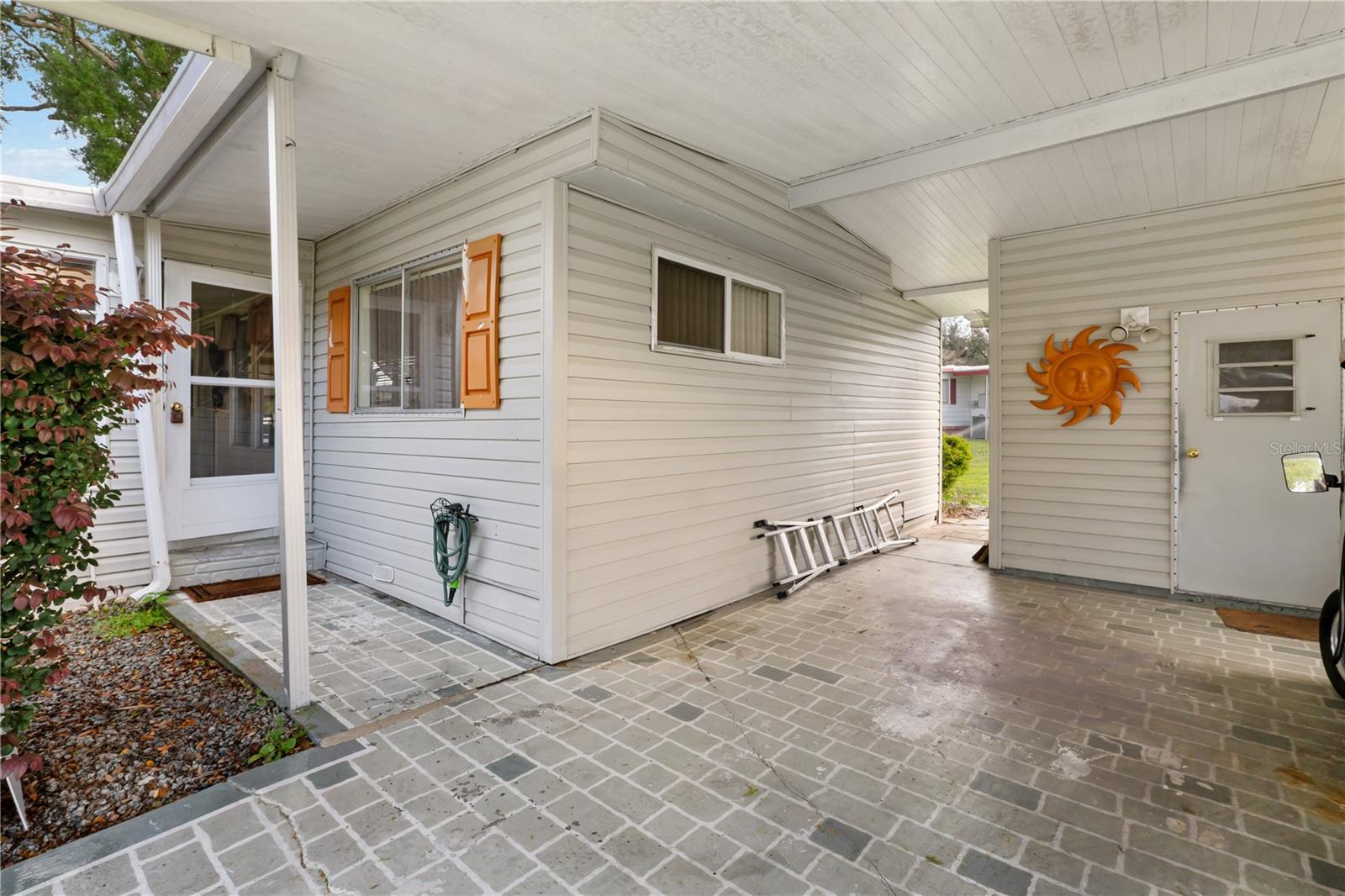 1306 Debra Dr Property Photo 2