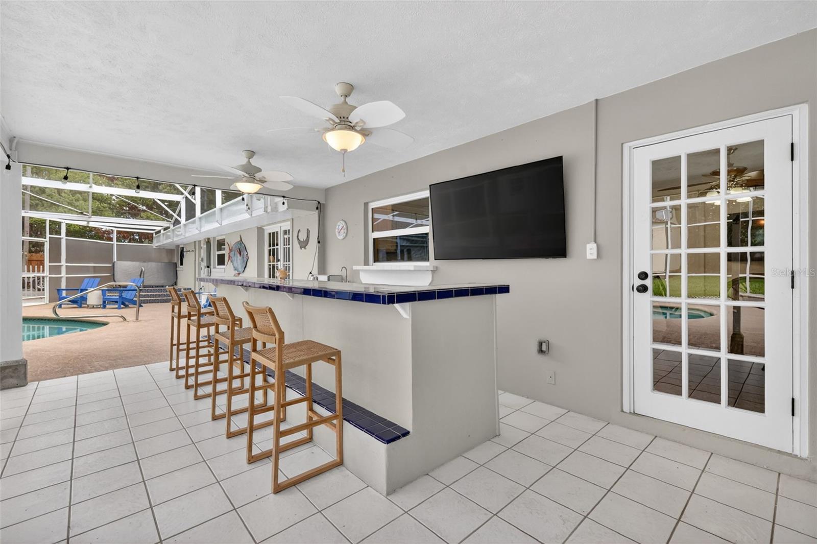 1735 Lakeshore Dr Property Photo 43