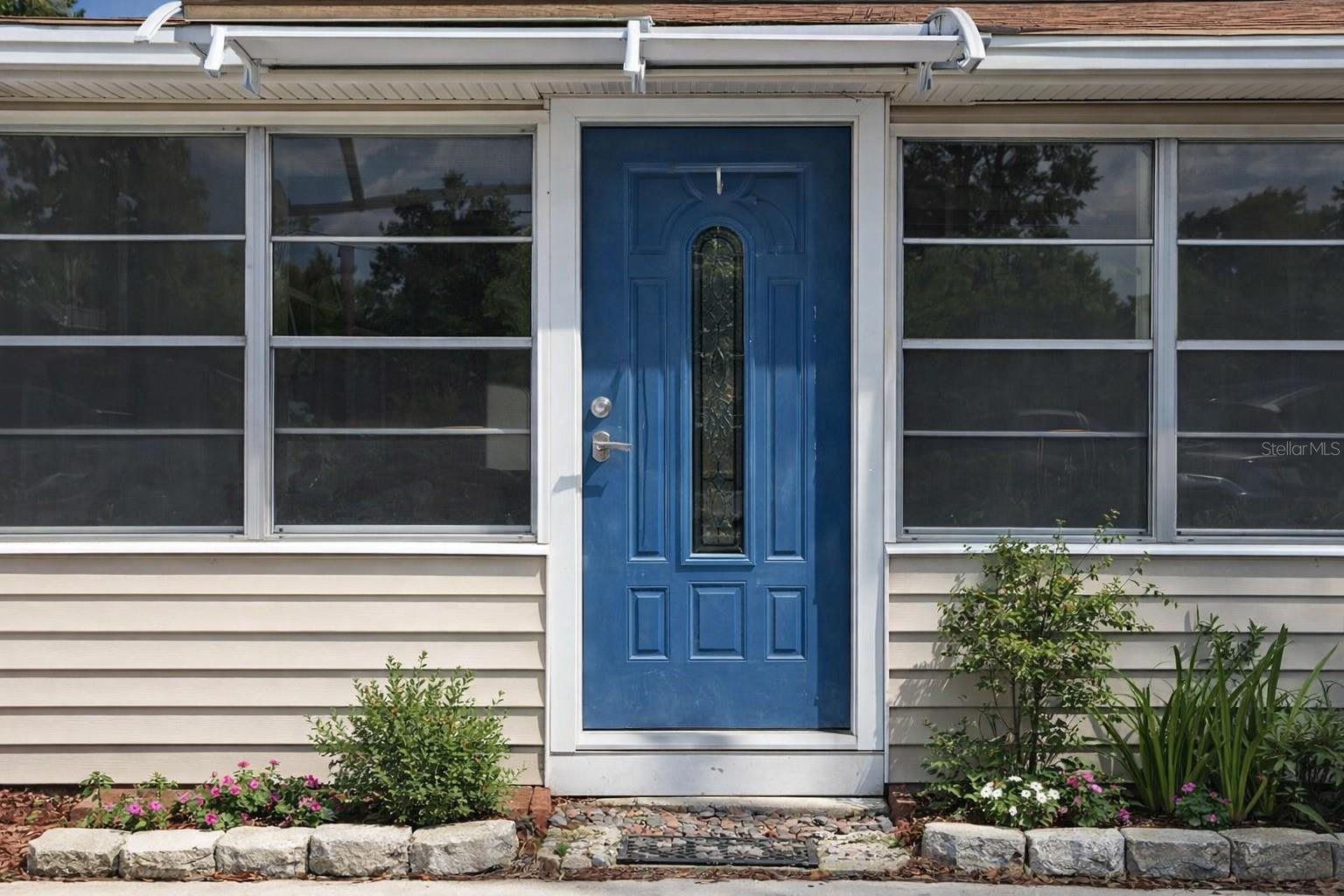 408 Longfellow Blvd Property Photo 2