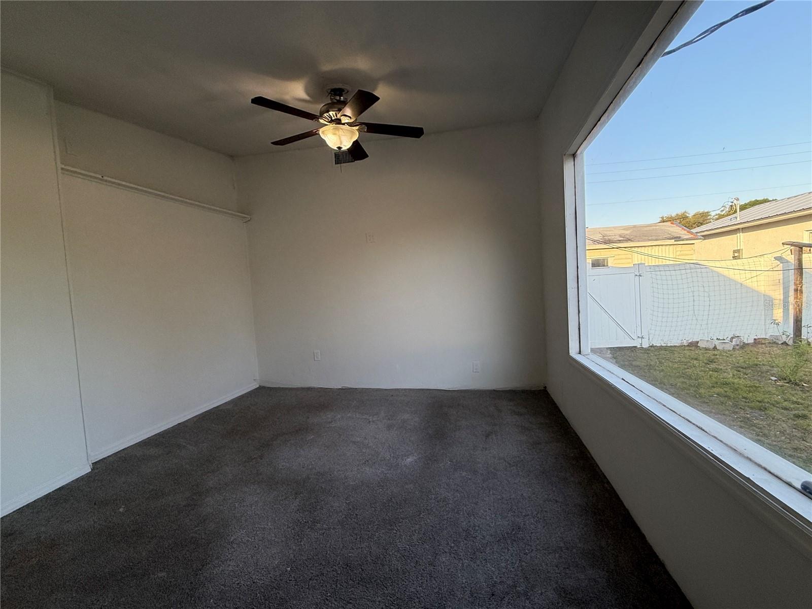 408 Longfellow Blvd Property Photo 10