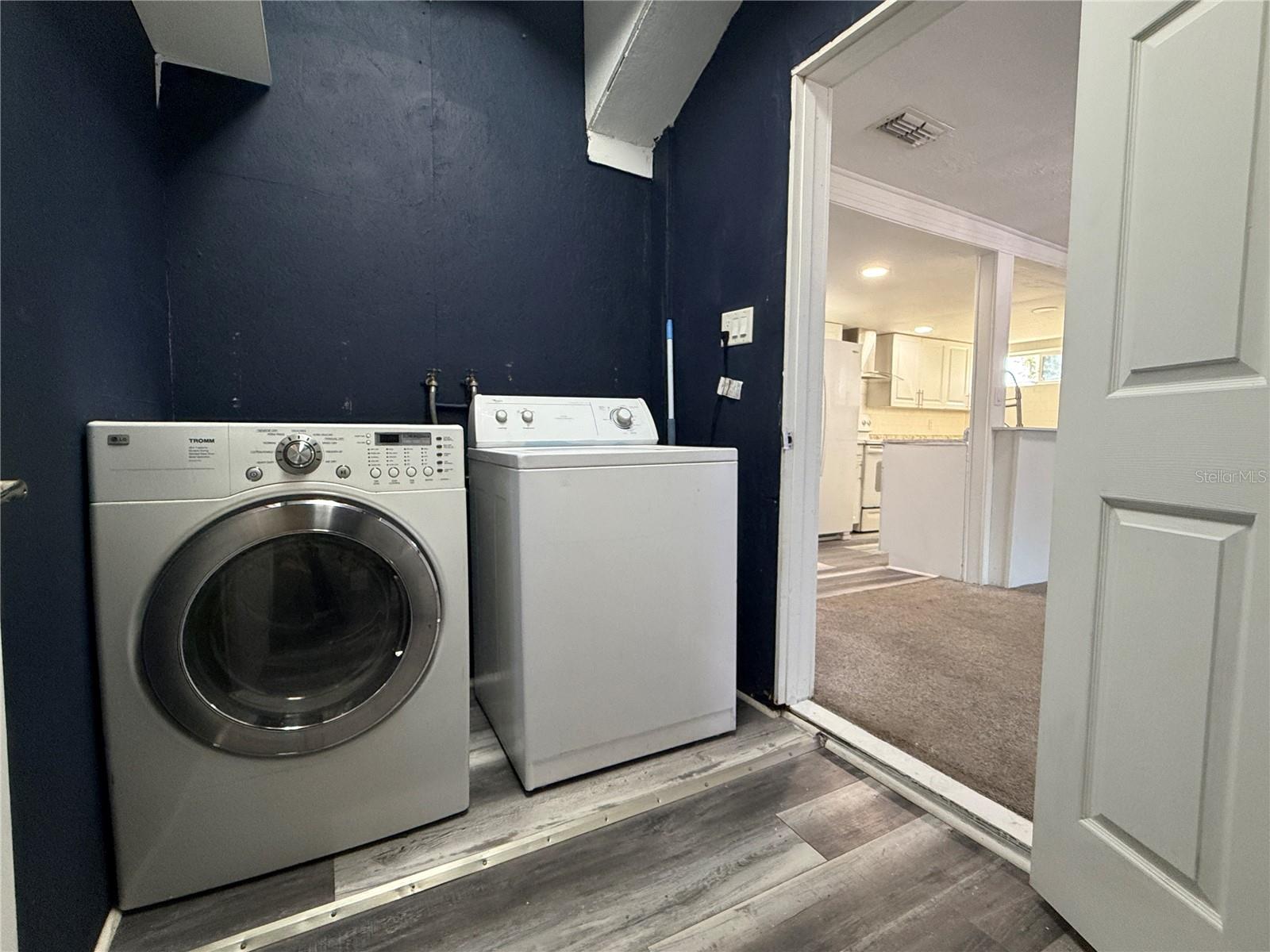 408 Longfellow Blvd Property Photo 14