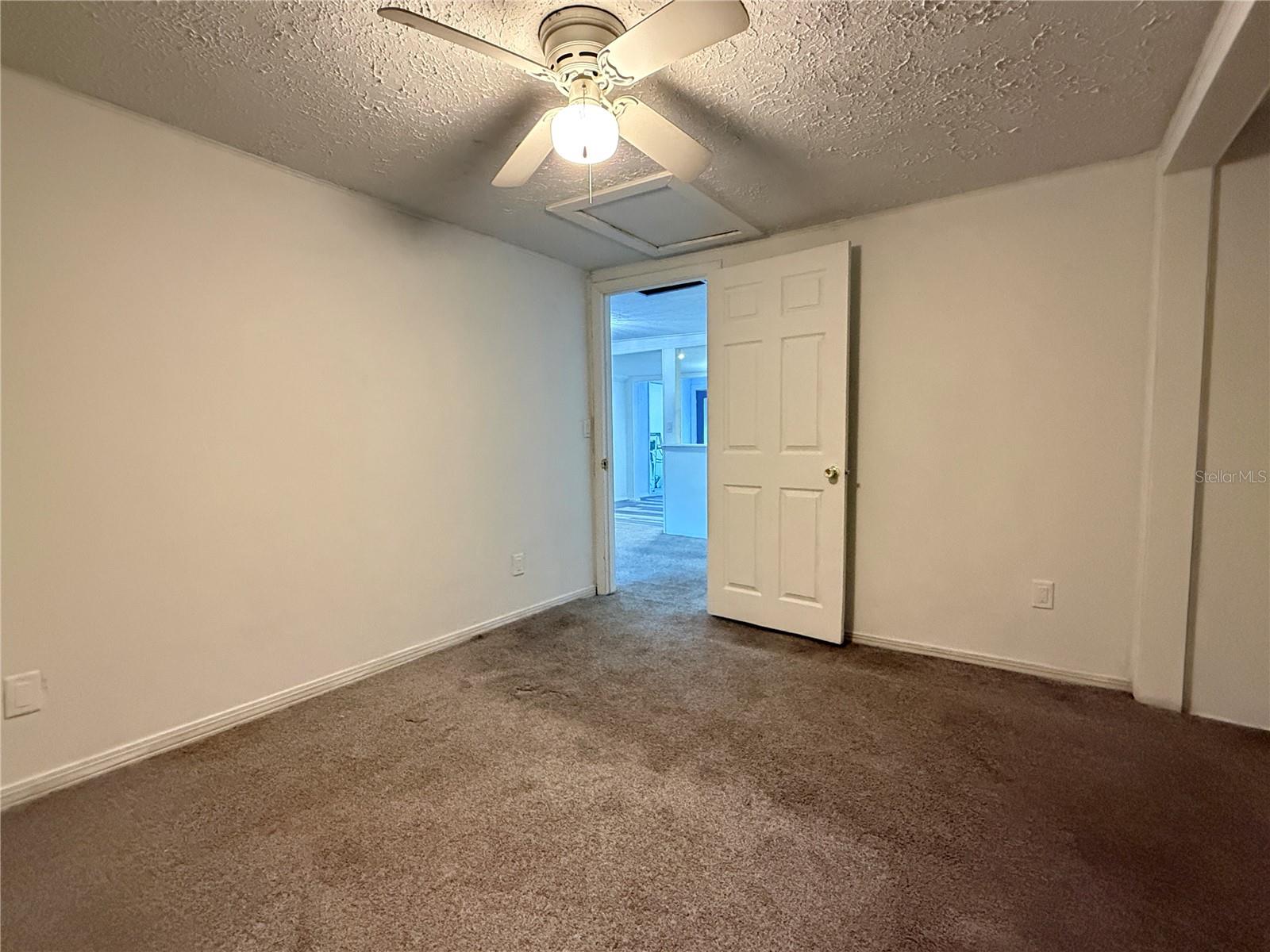 408 Longfellow Blvd Property Photo 20