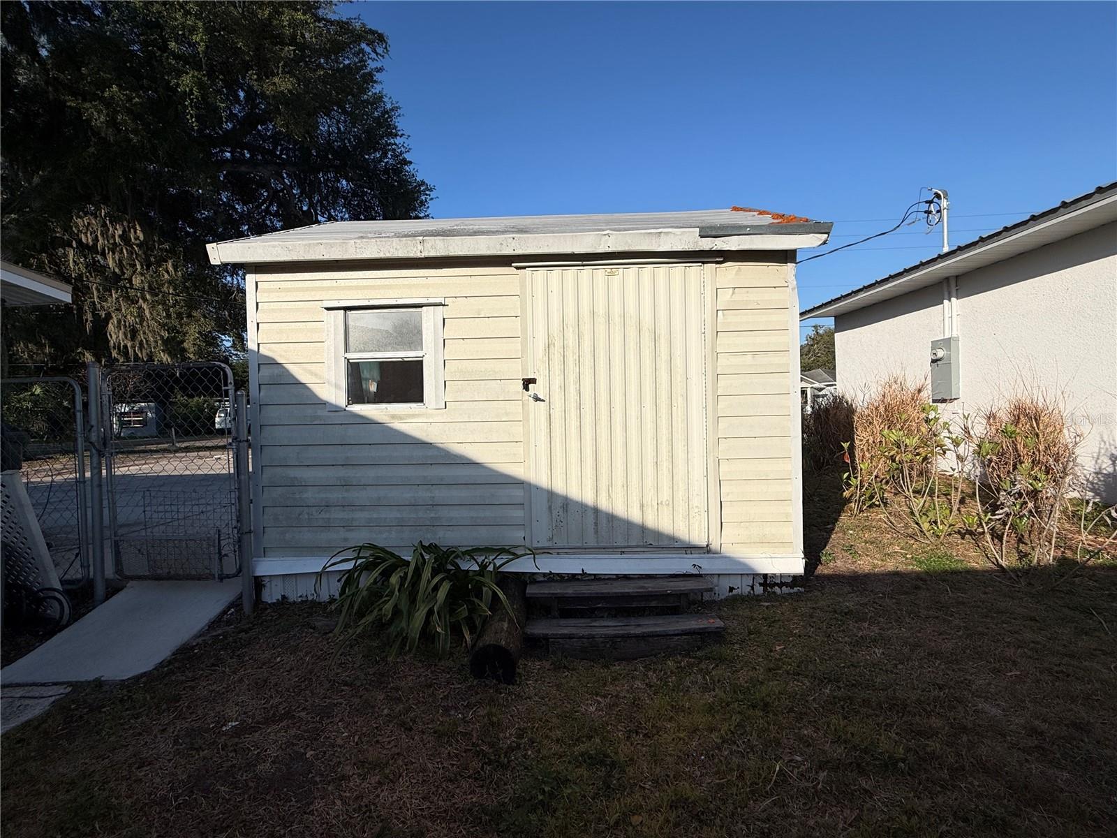 408 Longfellow Blvd Property Photo 29
