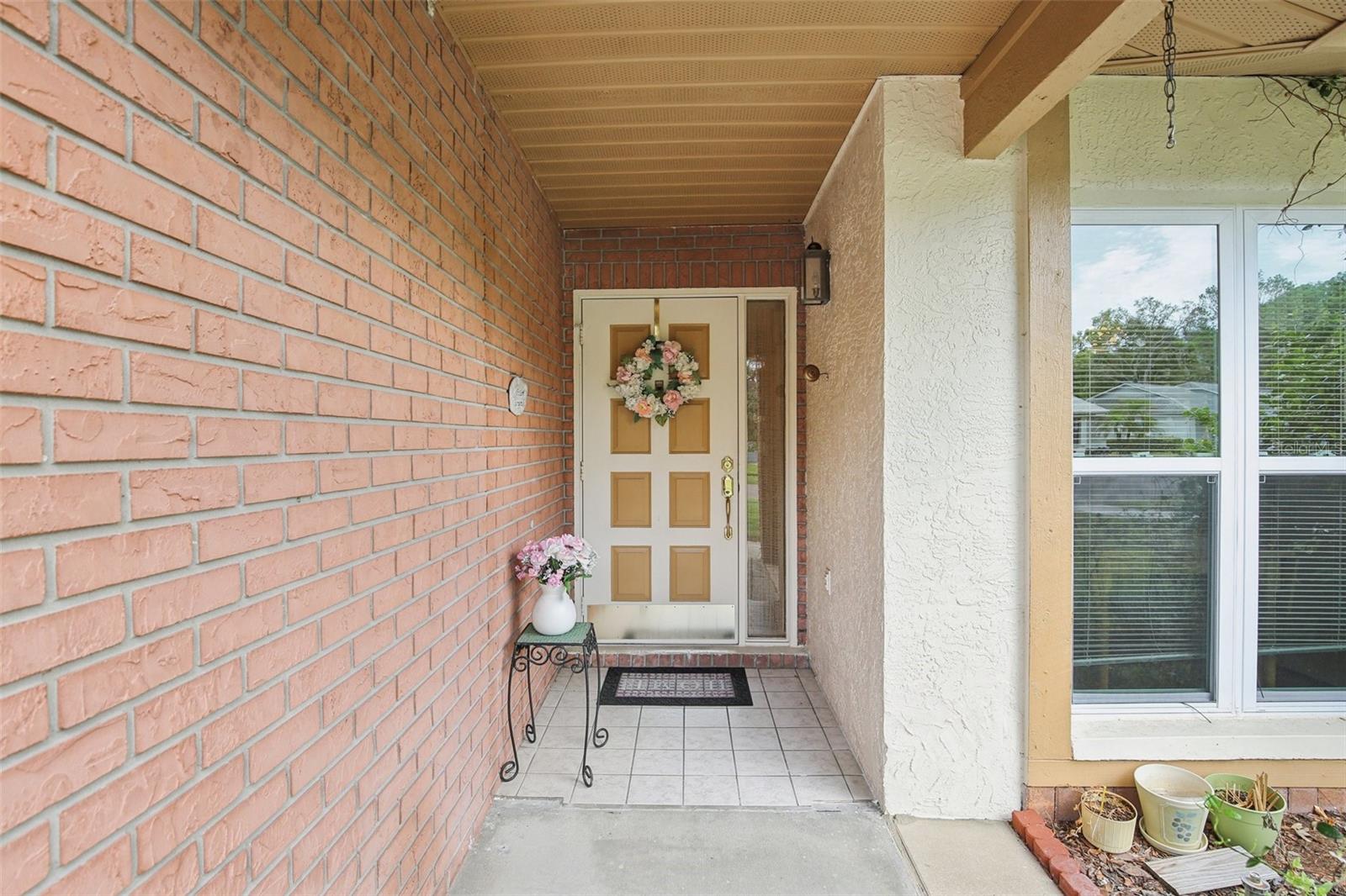 11622 Cocowood Dr Property Photo 3