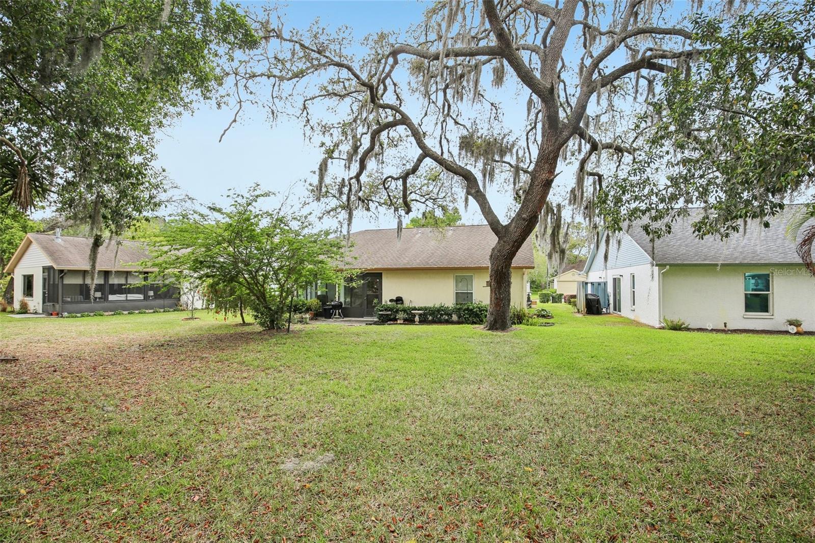 11622 Cocowood Dr Property Photo 14