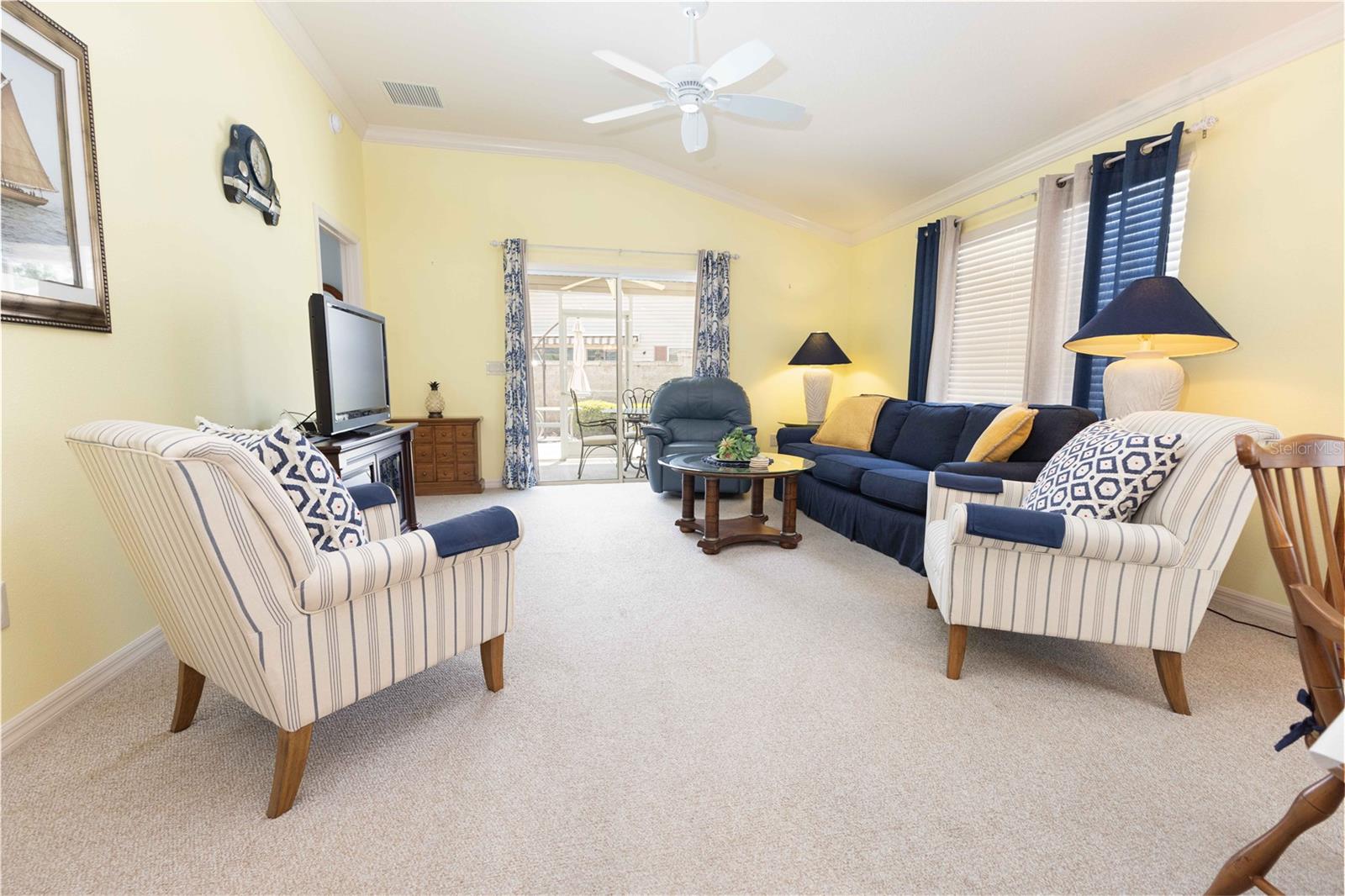 2306 Nackman Pl Property Photo 4