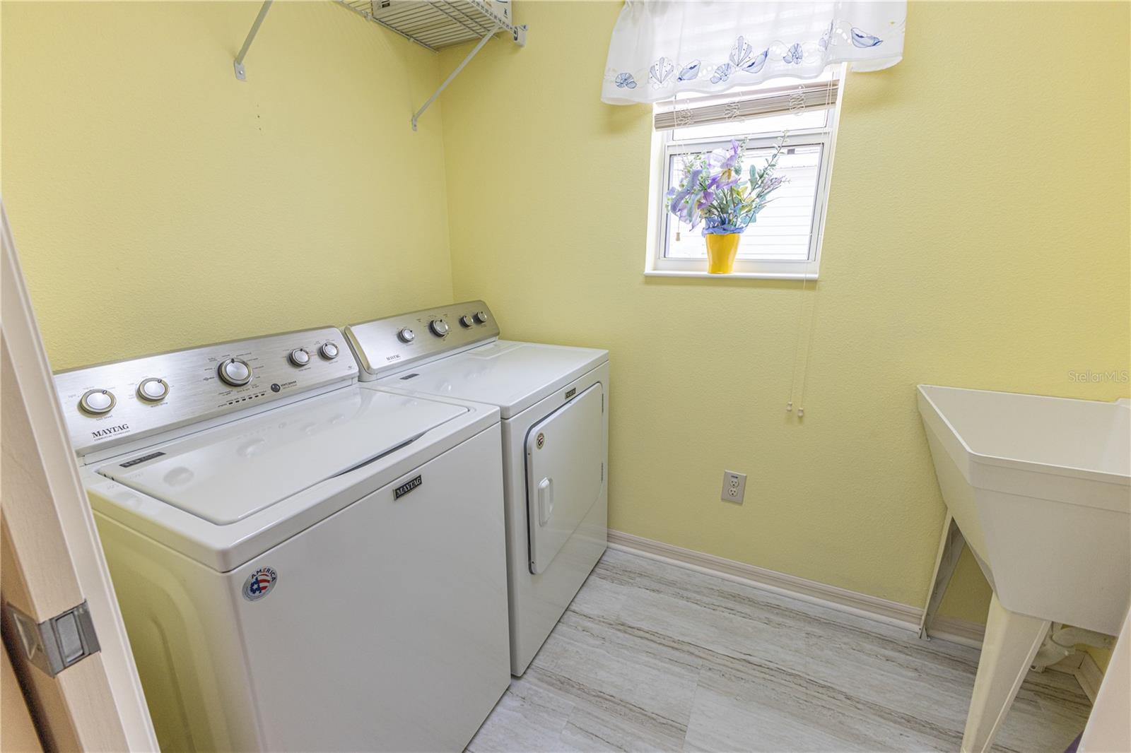2306 Nackman Pl Property Photo 18
