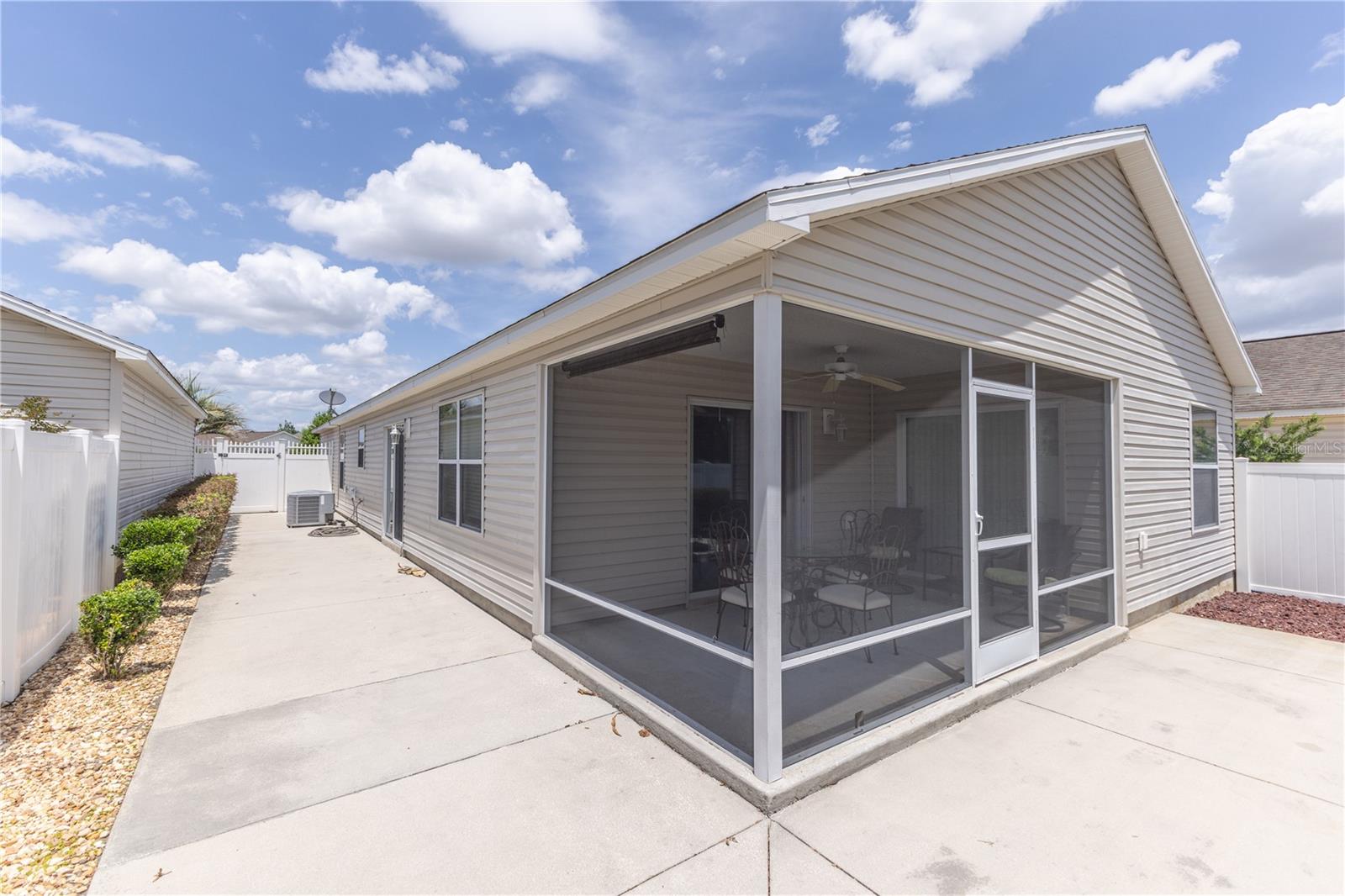 2306 Nackman Pl Property Photo 20