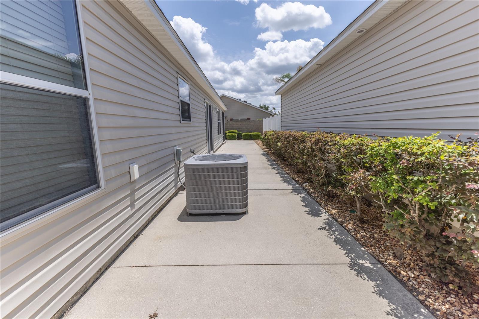2306 Nackman Pl Property Photo 30