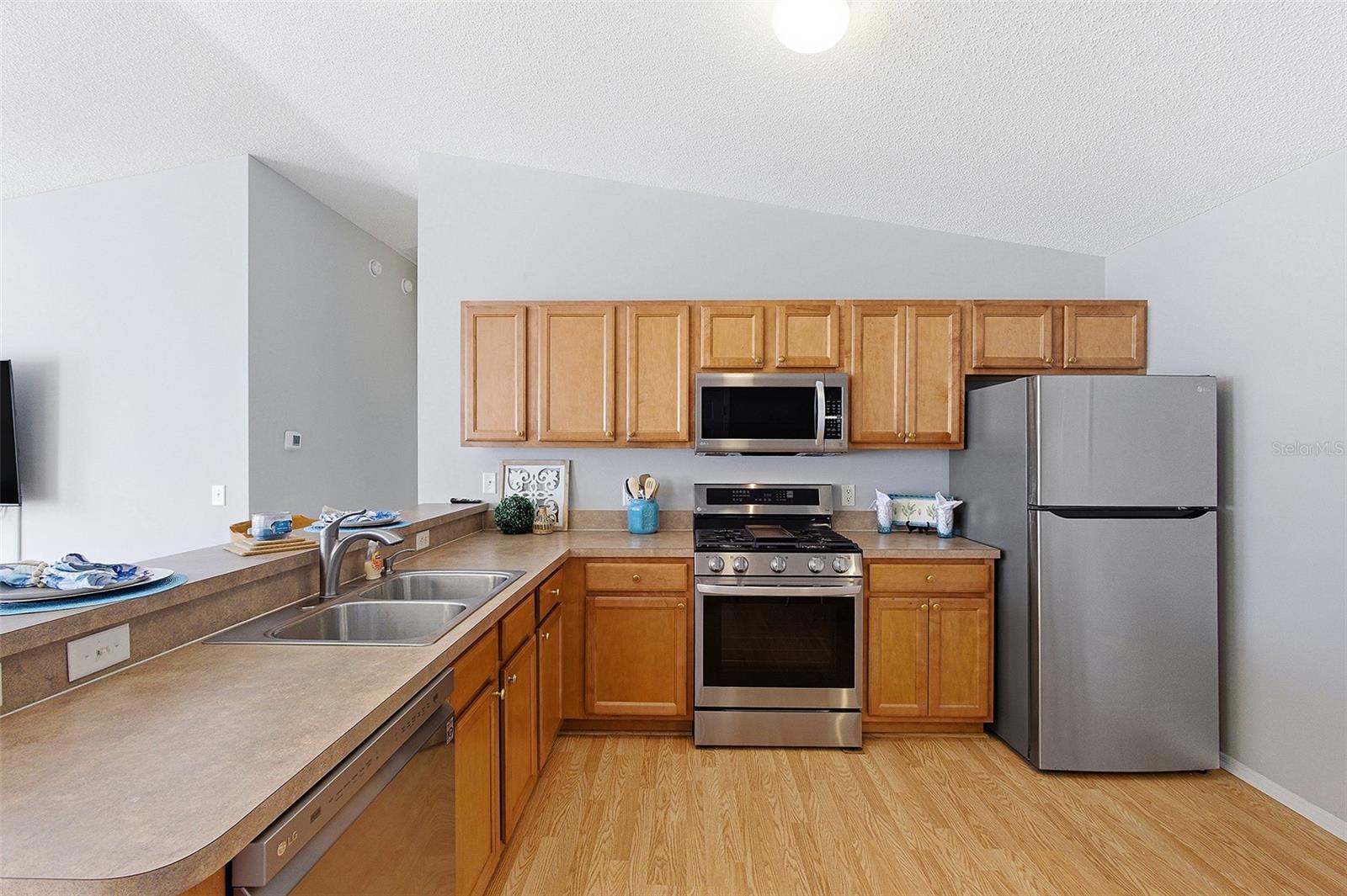324 Emmalee Pl Property Photo 8