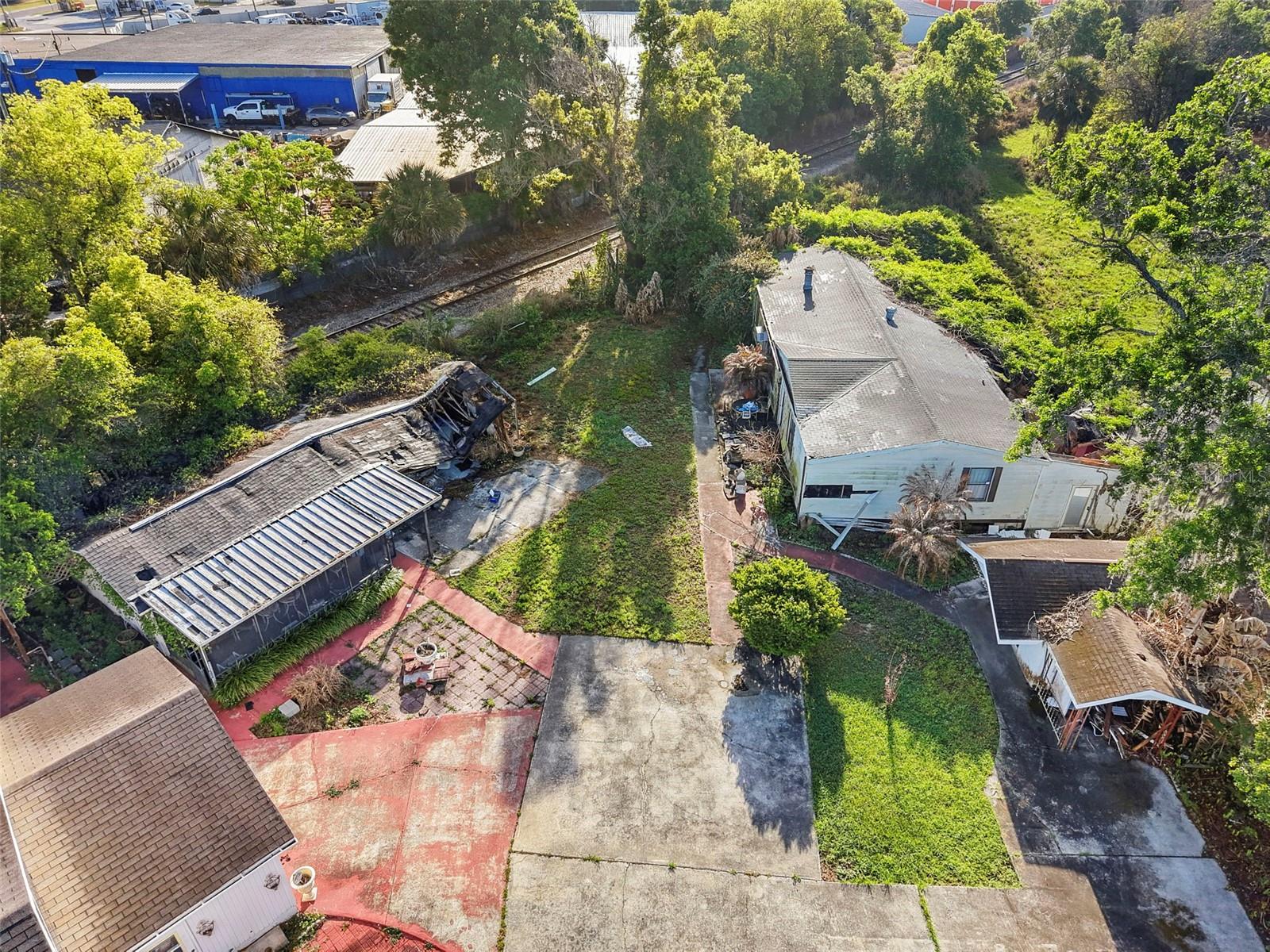 227 S Hawthorne Ave Property Photo 3