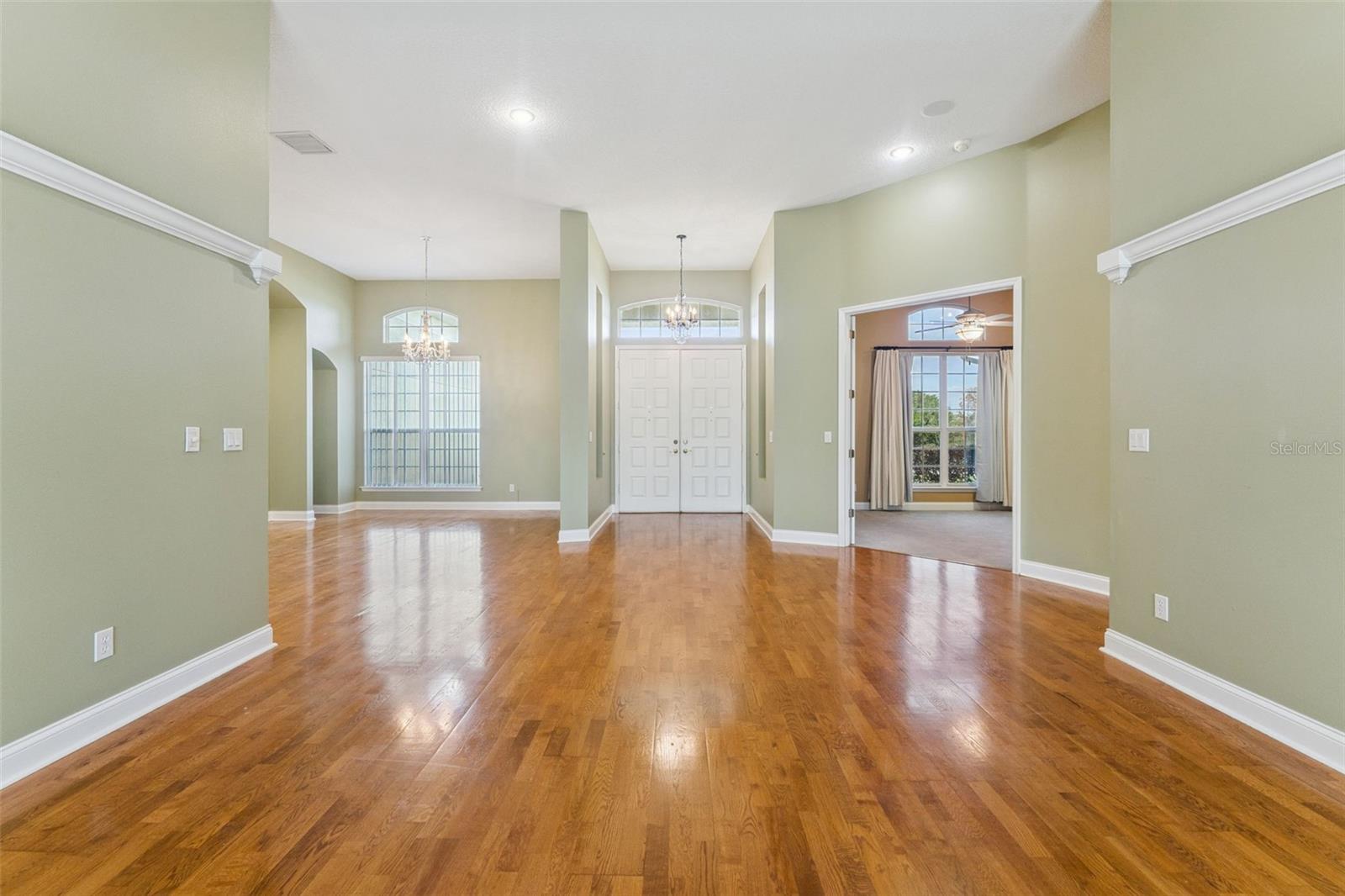 17540 Vista Belle Ct Property Photo 3