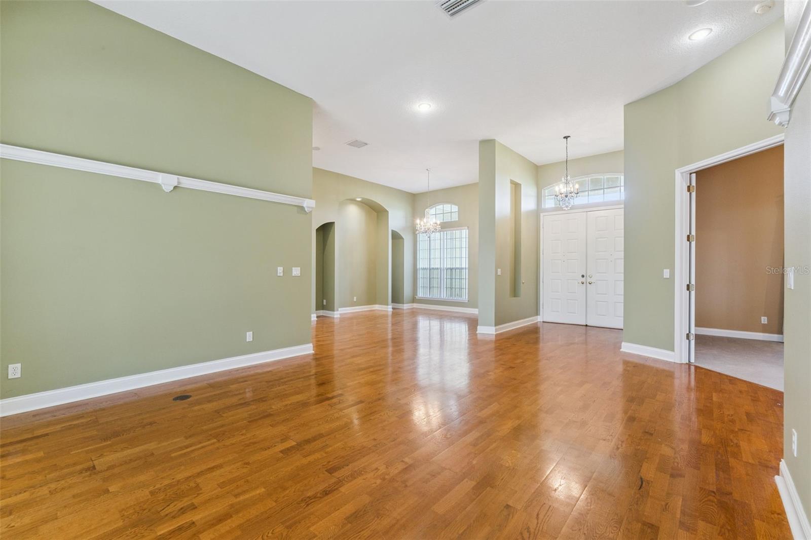 17540 Vista Belle Ct Property Photo 4