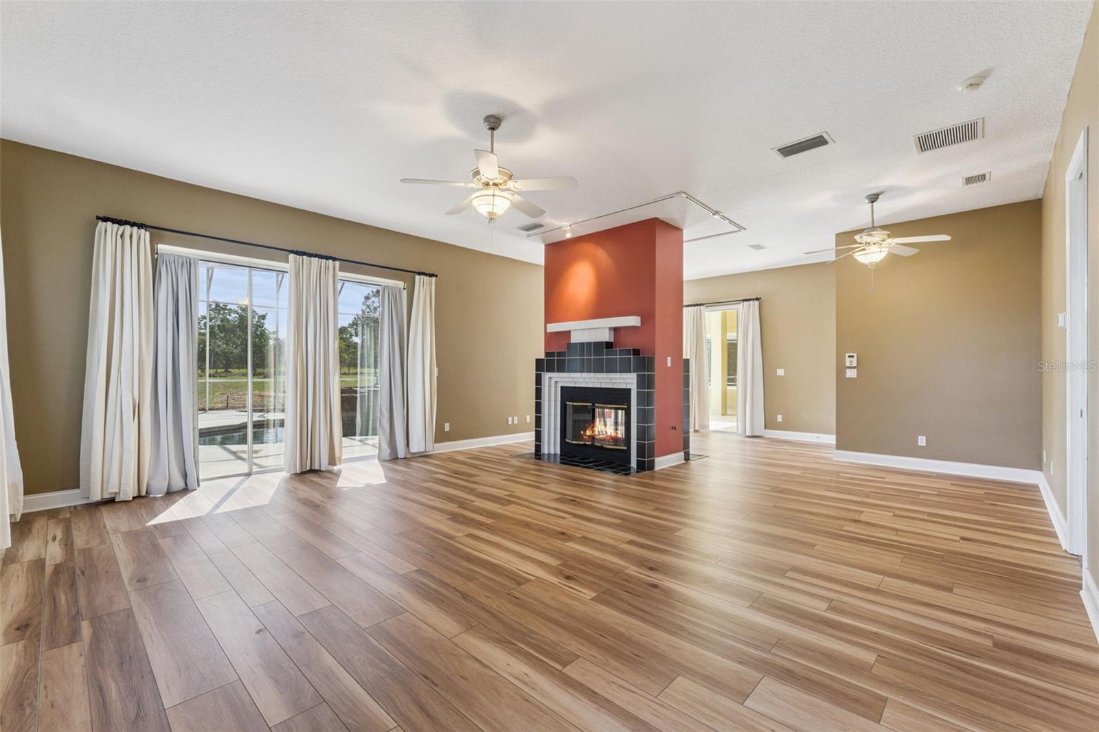 17540 Vista Belle Ct Property Photo 10