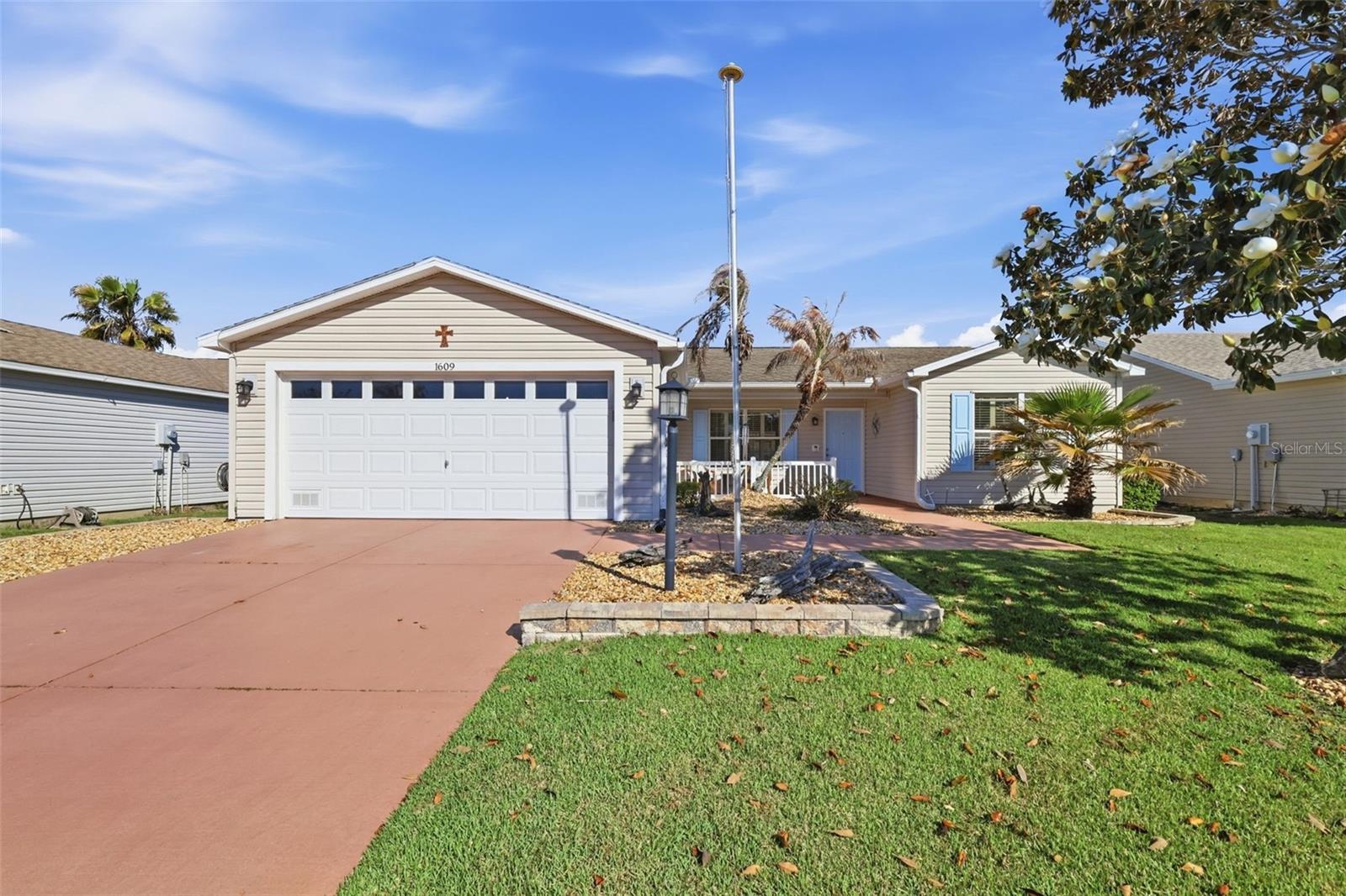 1609 Blossom Ter Property Photo 1
