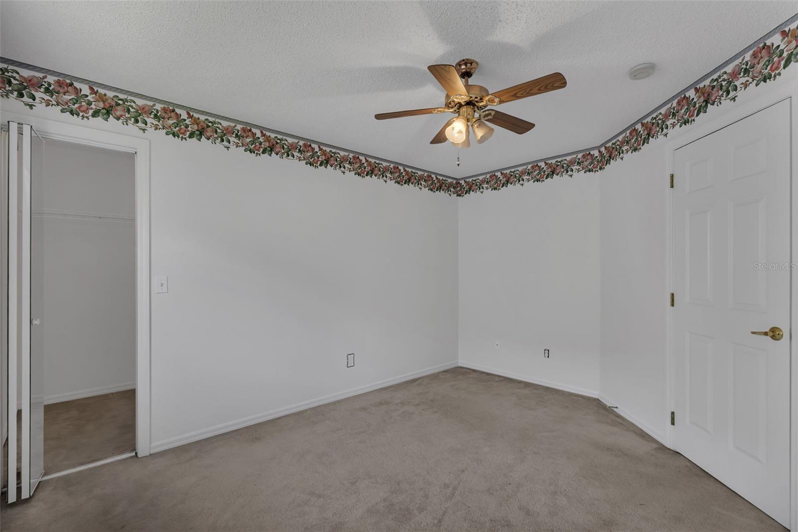 3871 Eversholt St Property Photo 19
