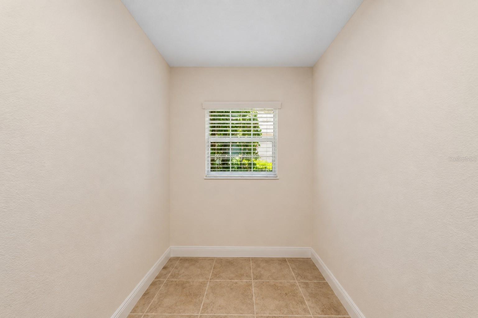 2033 Salmon Way Property Photo 30