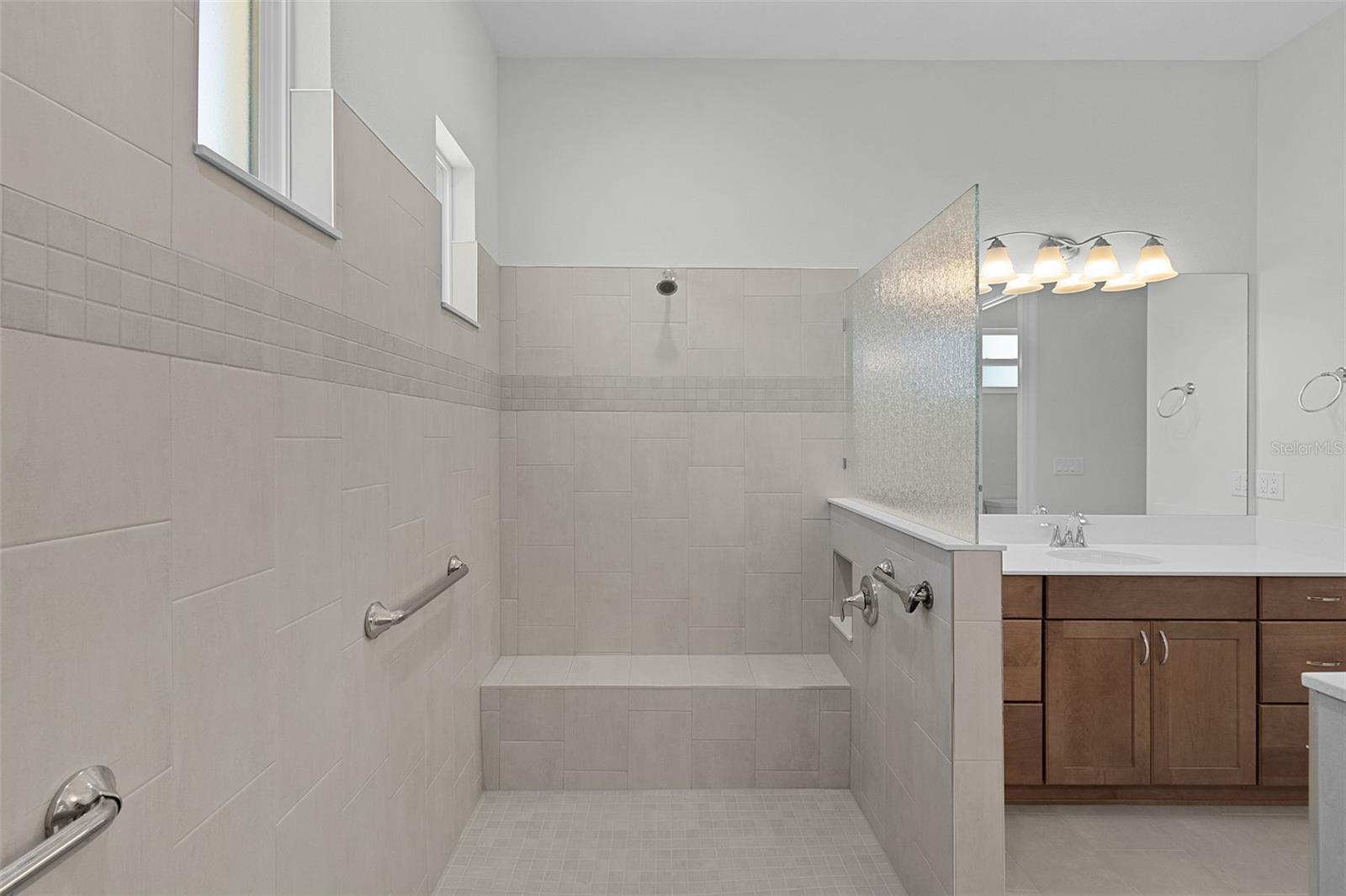 39654 Grove Hts Property Photo 37