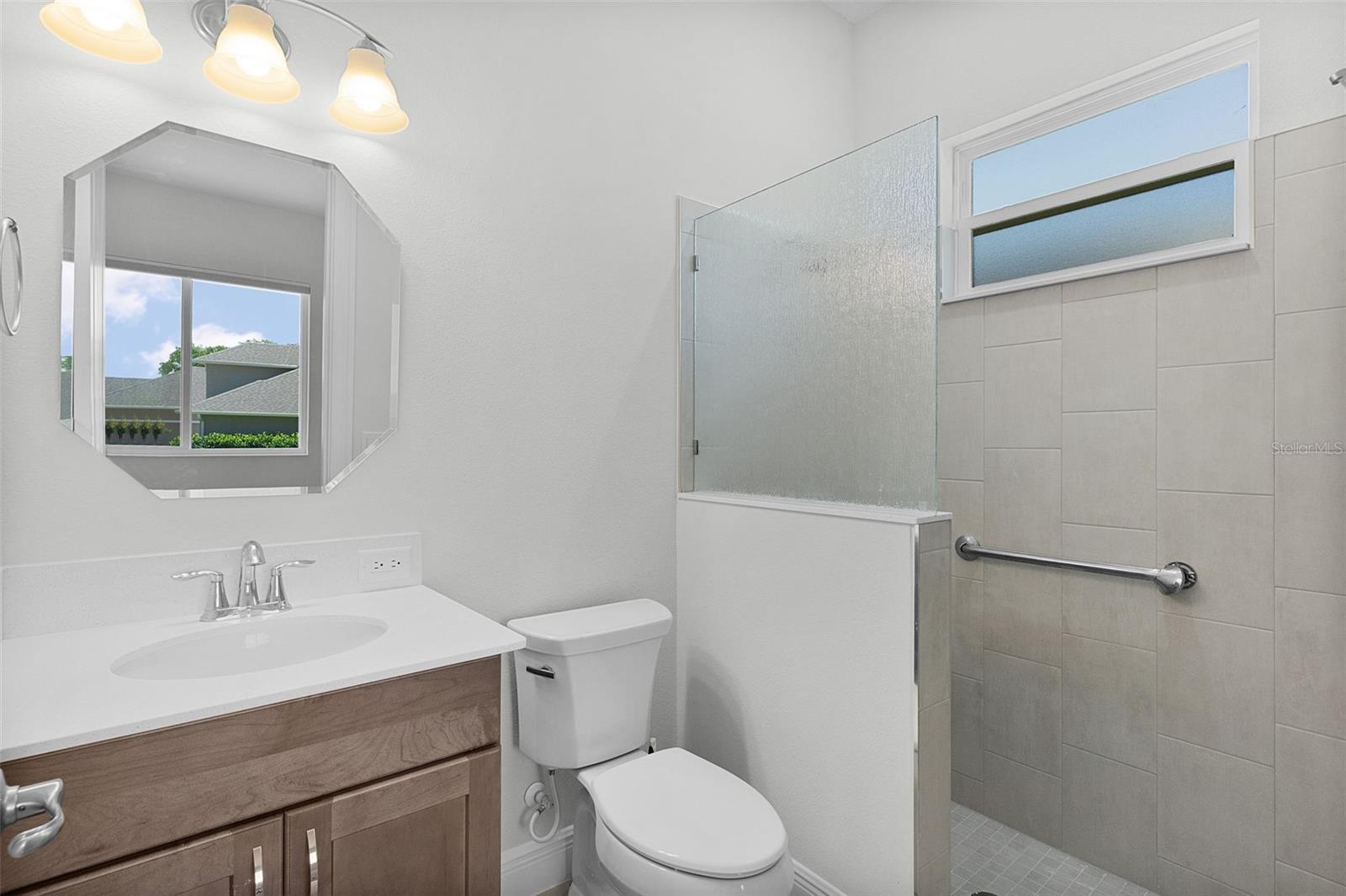 39654 Grove Hts Property Photo 40