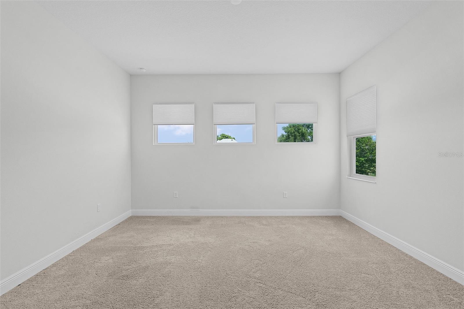 39654 Grove Hts Property Photo 55
