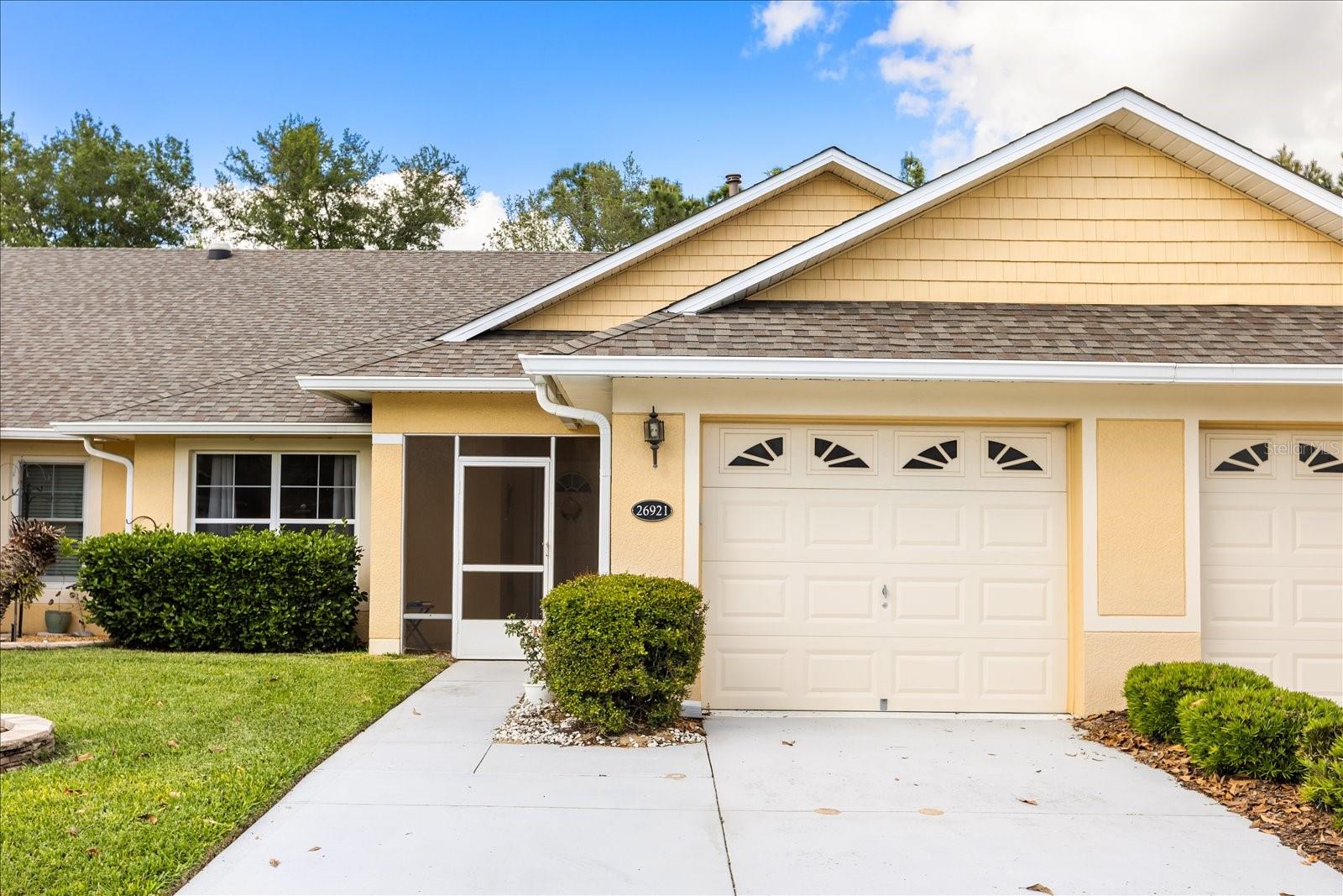 26921 White Plains Way Property Photo 15
