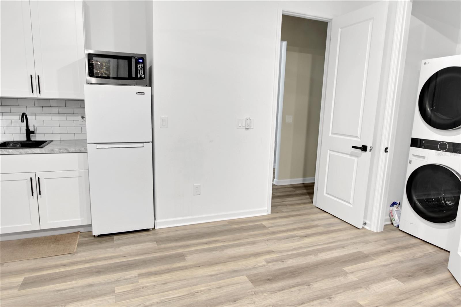 5208 Meadow Song Dr Property Photo 26