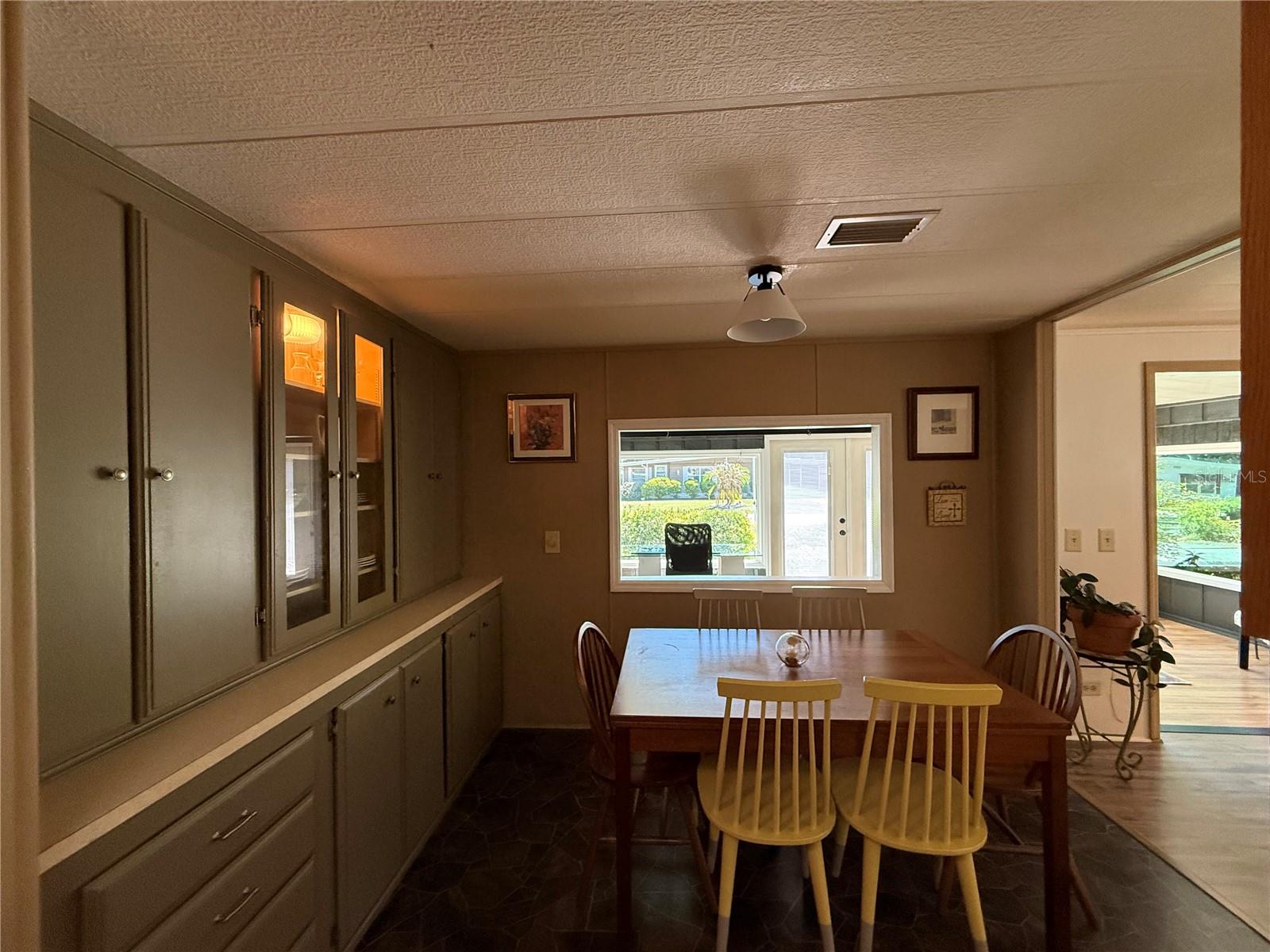 9 S Bobwhite Rd Property Photo 10